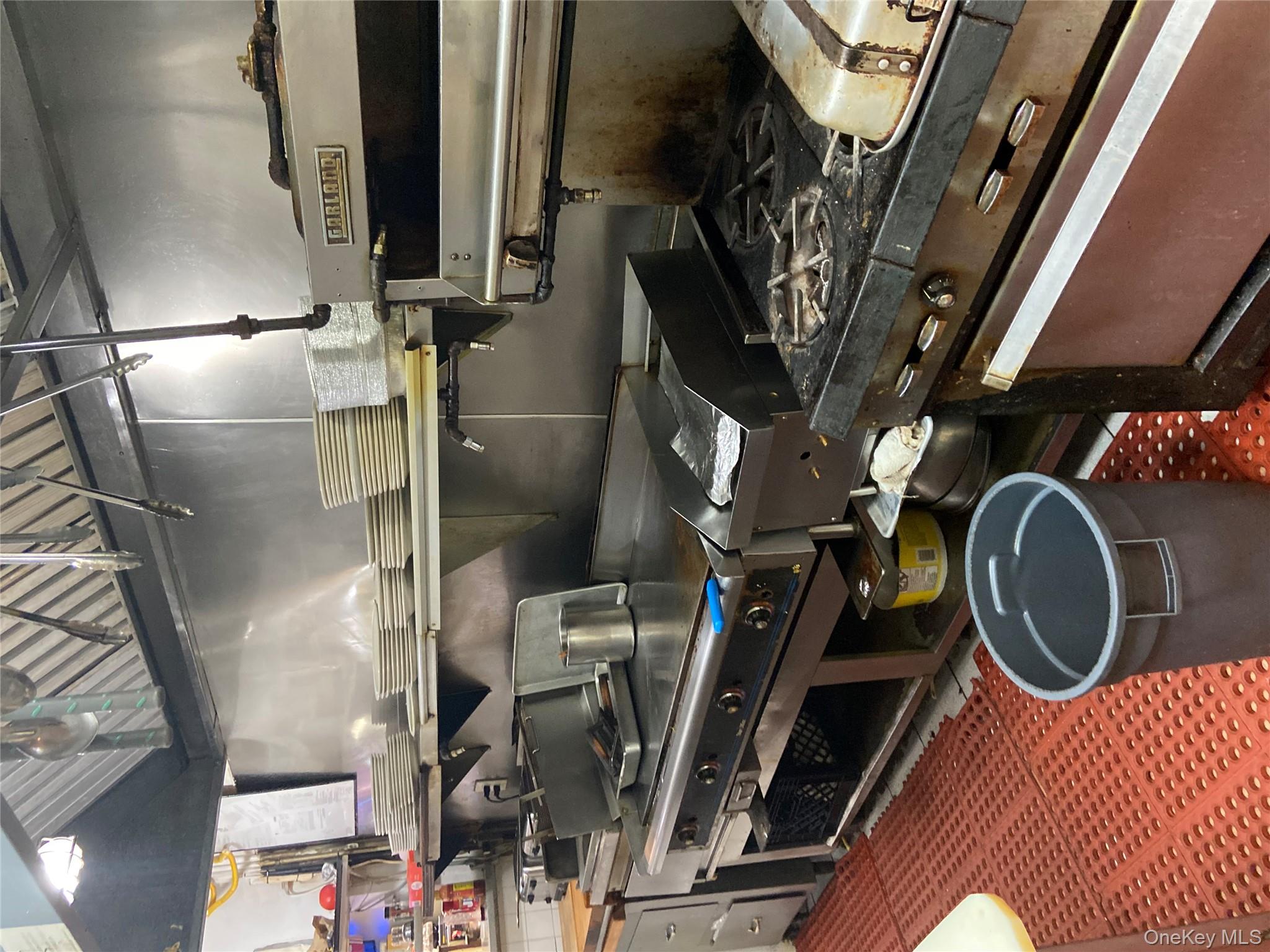 #7 photo, 2055 Williamsbridge Road, Bronx , NY 10461