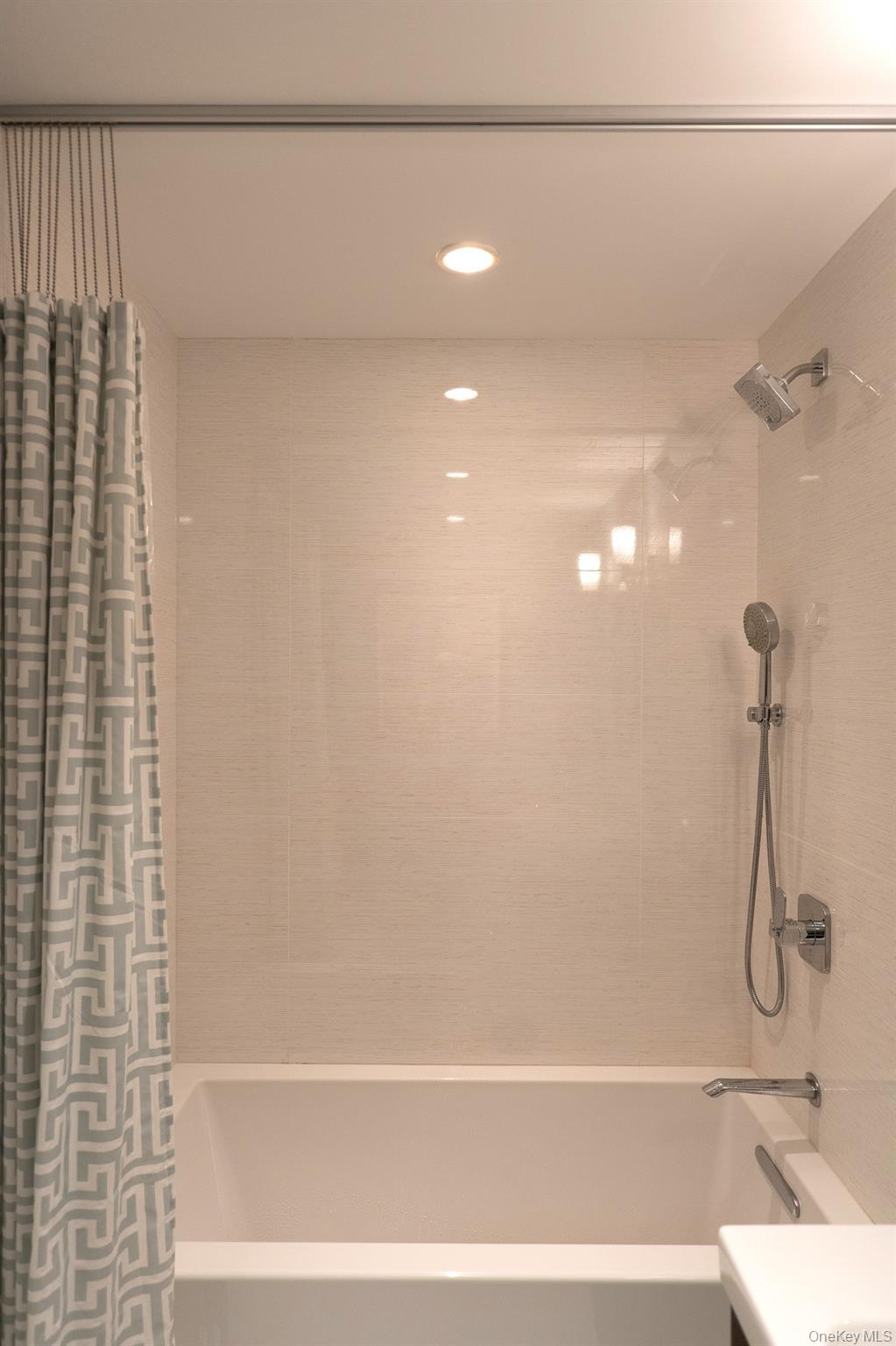 #8 photo, 1 Landmark Square, Port Chester , NY 10573