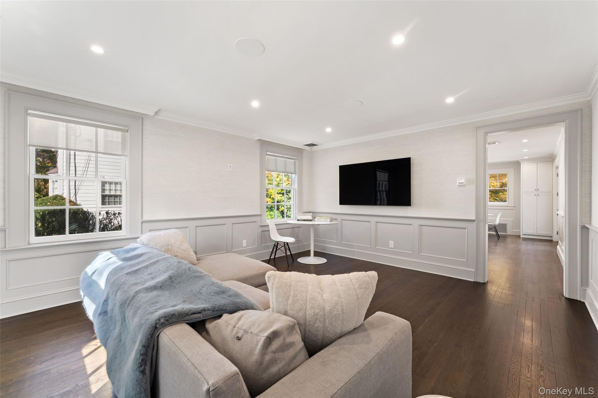 #11 photo, 9 Broadmoor Road, Scarsdale , NY 10583