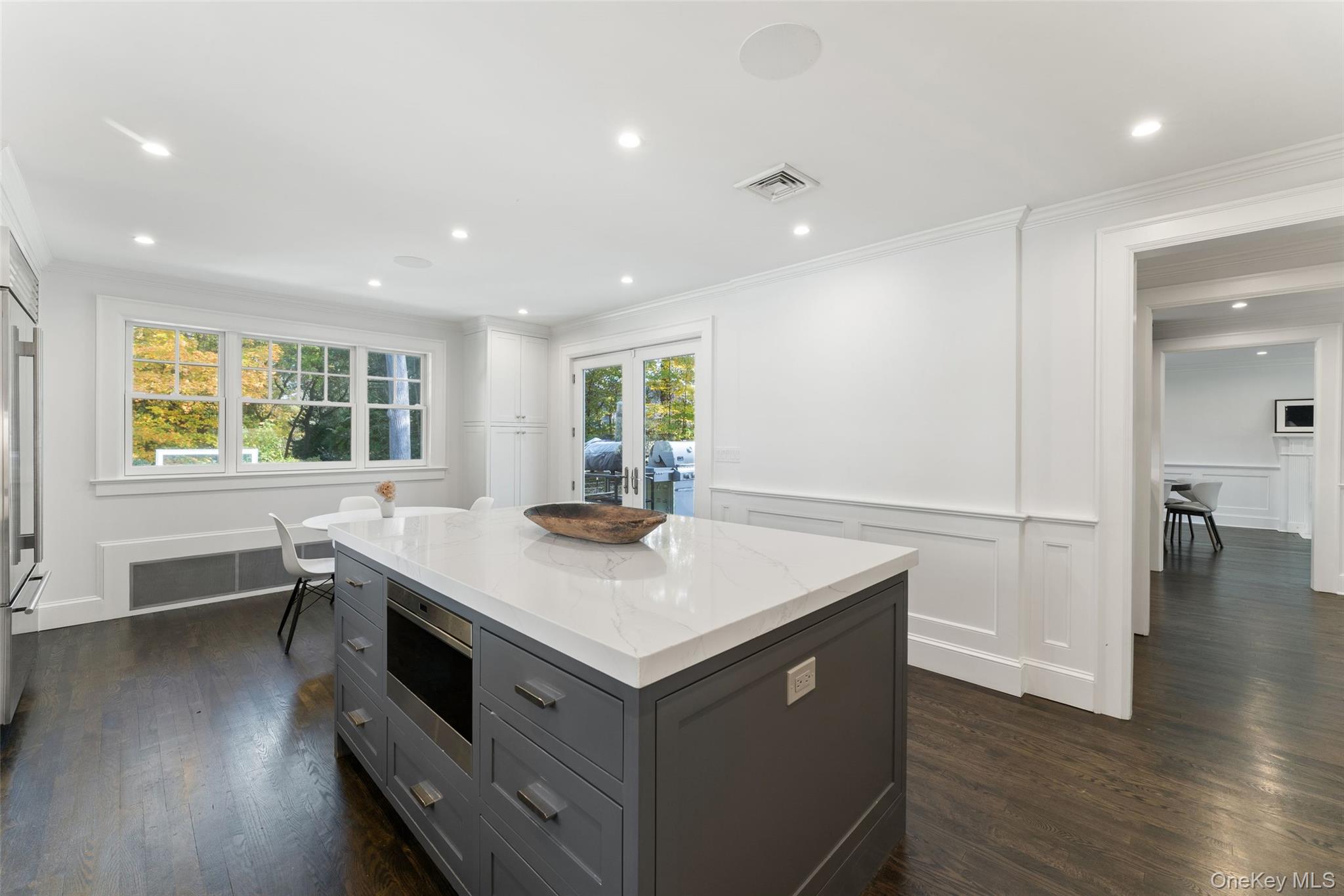 #17 photo, 9 Broadmoor Road, Scarsdale , NY 10583