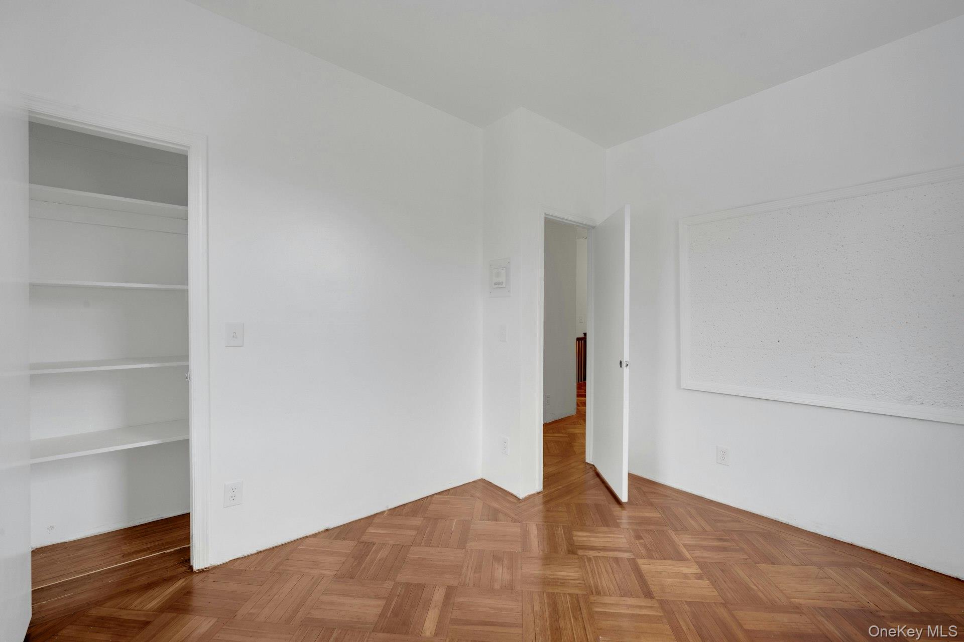 #20 photo, 193 Harmon Avenue, New Rochelle , NY 10801