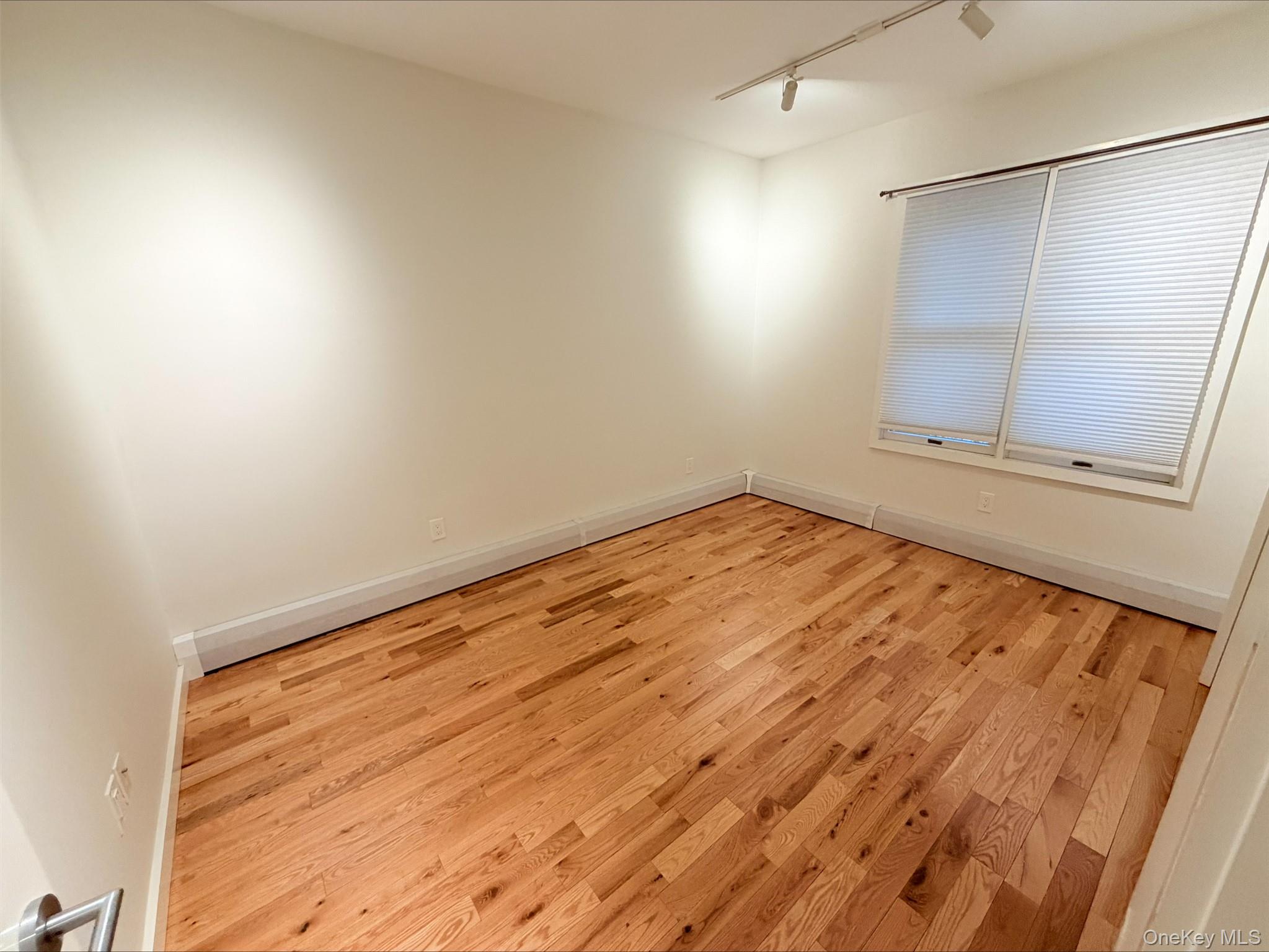 #7 photo, 437 Warburton Avenue, Hastings-on-Hudson , NY 10706