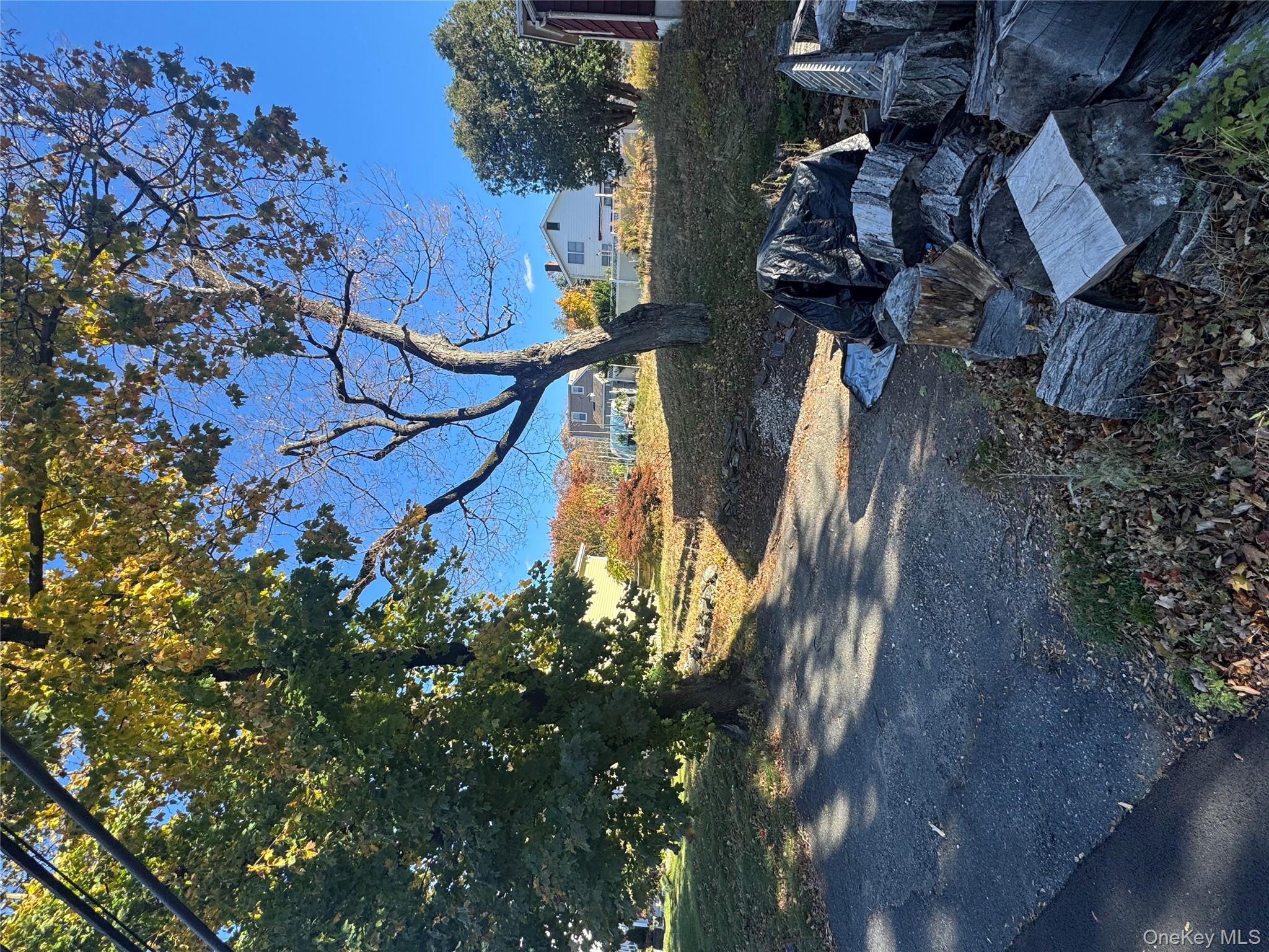 #2 photo, 37 Hayhurst Avenue, Valhalla , NY 10595