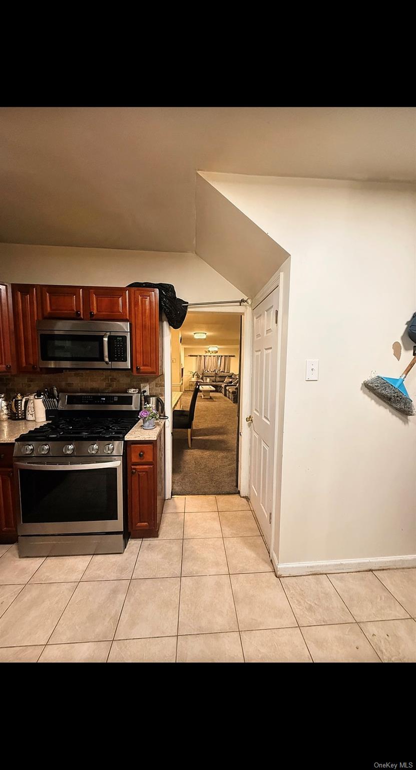 #11 photo, 1787 Randall Avenue, Bronx , NY 10473