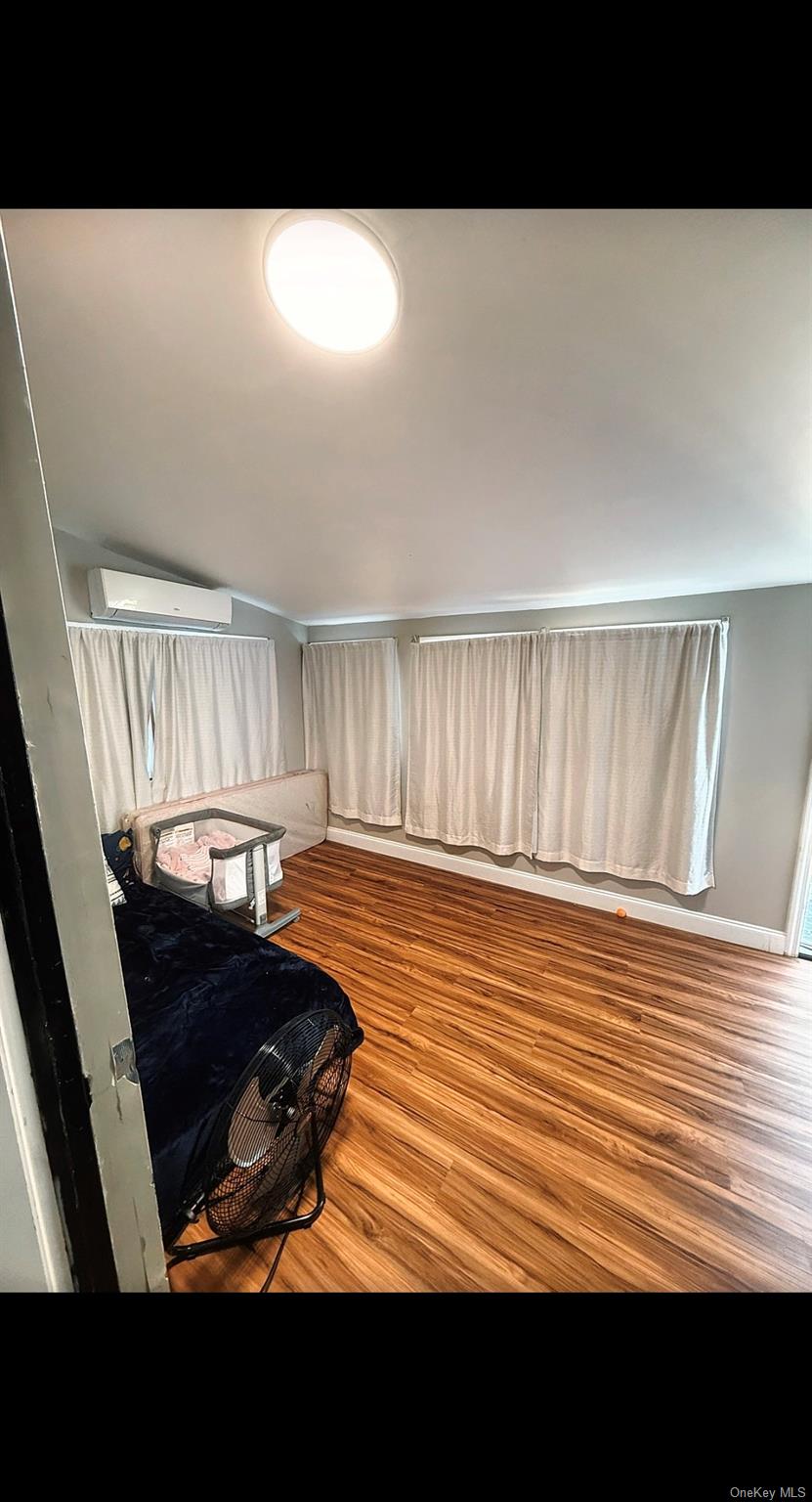 #14 photo, 1787 Randall Avenue, Bronx , NY 10473