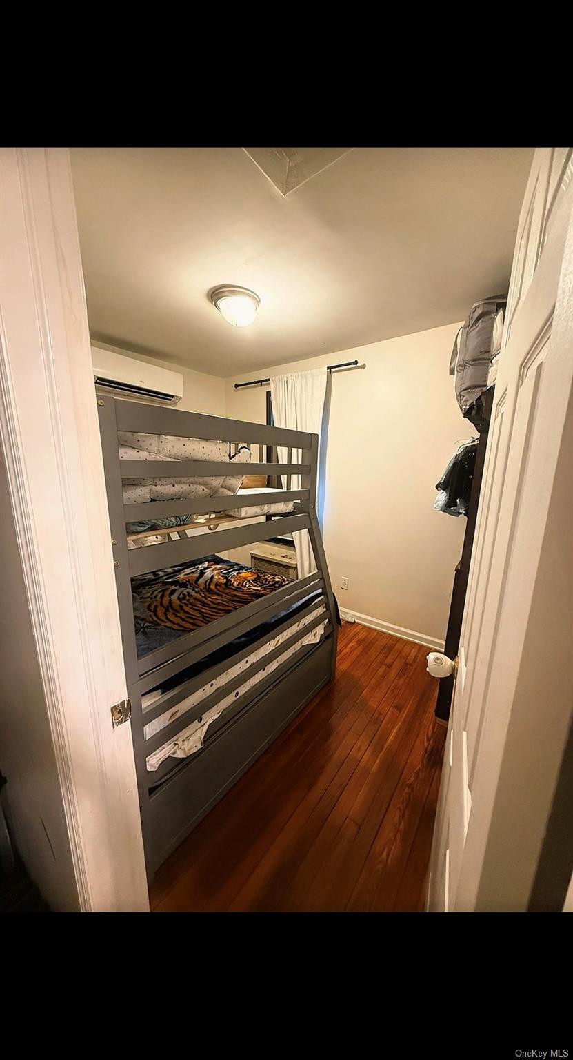 #18 photo, 1787 Randall Avenue, Bronx , NY 10473