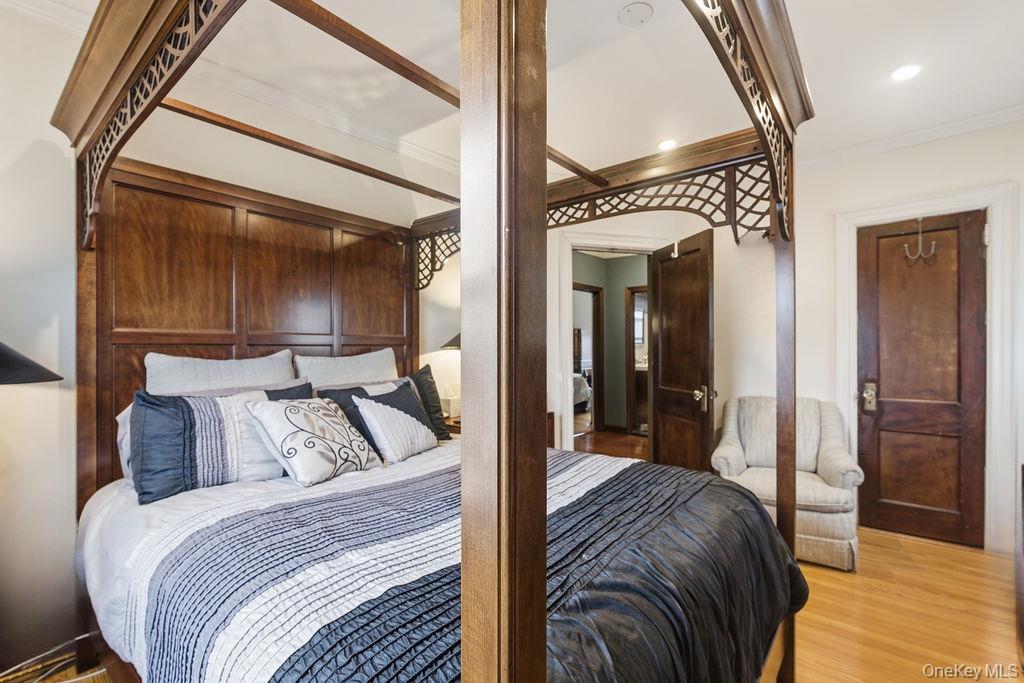 #11 photo, 160-36 99th Street, Howard Beach , NY 11414