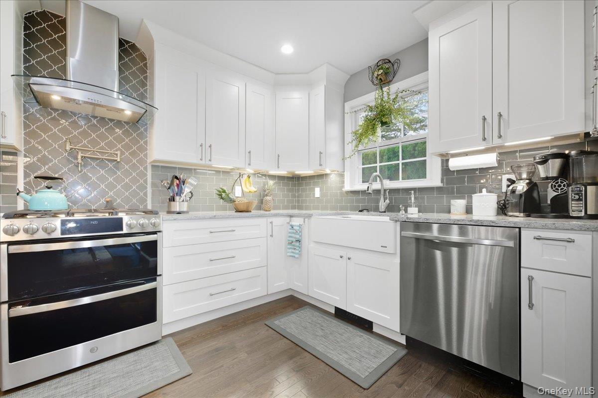 #10 photo, 1800 Carlisle Place, Merrick , NY 11566