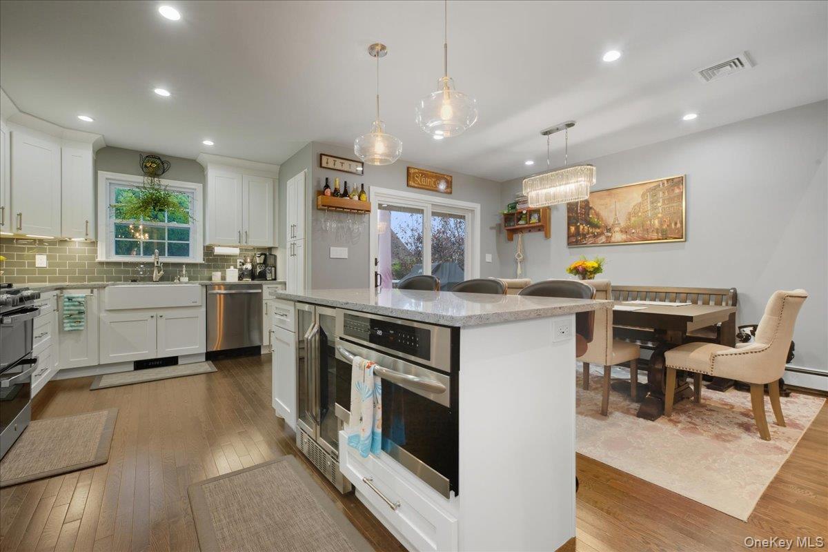 #13 photo, 1800 Carlisle Place, Merrick , NY 11566