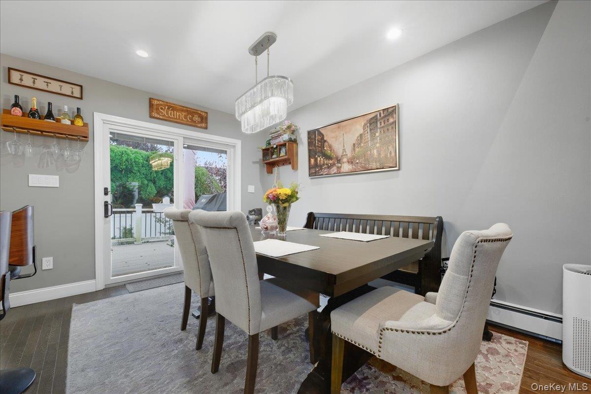 #8 photo, 1800 Carlisle Place, Merrick , NY 11566