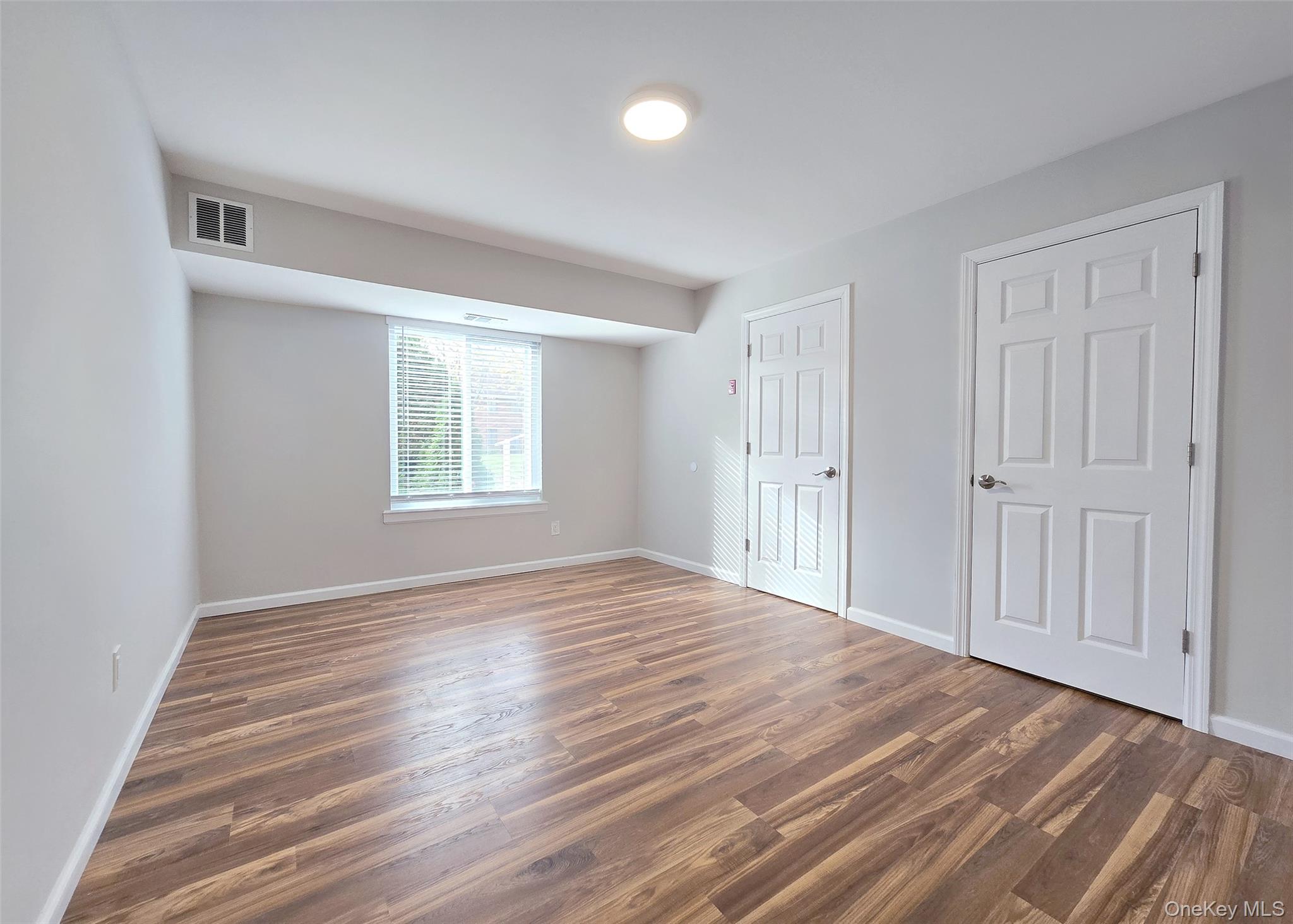 #9 photo, 27 Cheyenne Court, Coram , NY 11727