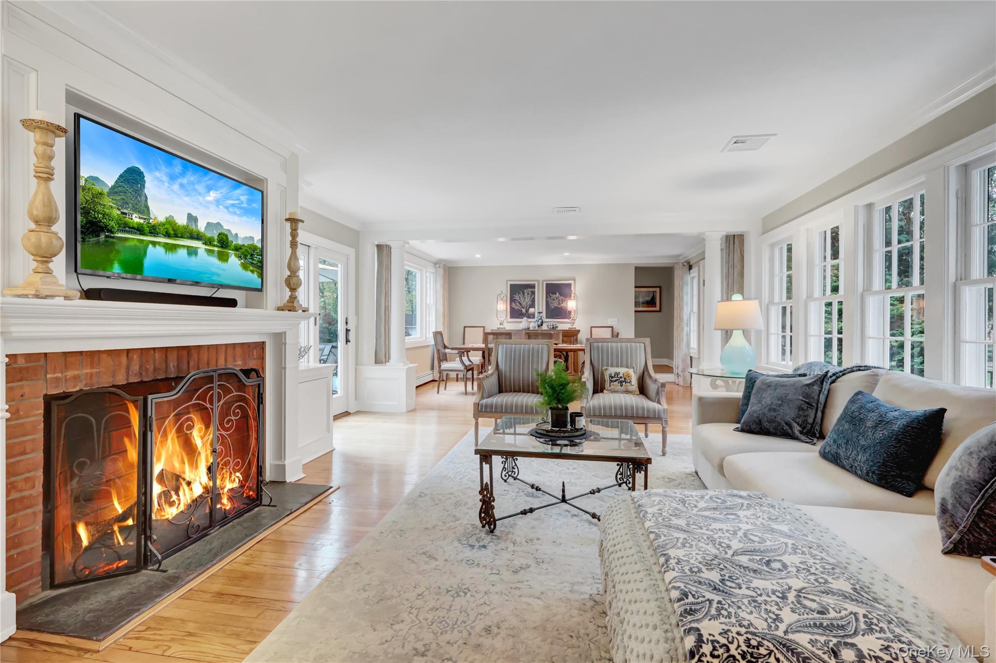 #16 photo, 14 Highwood Road, Setauket , NY 11733