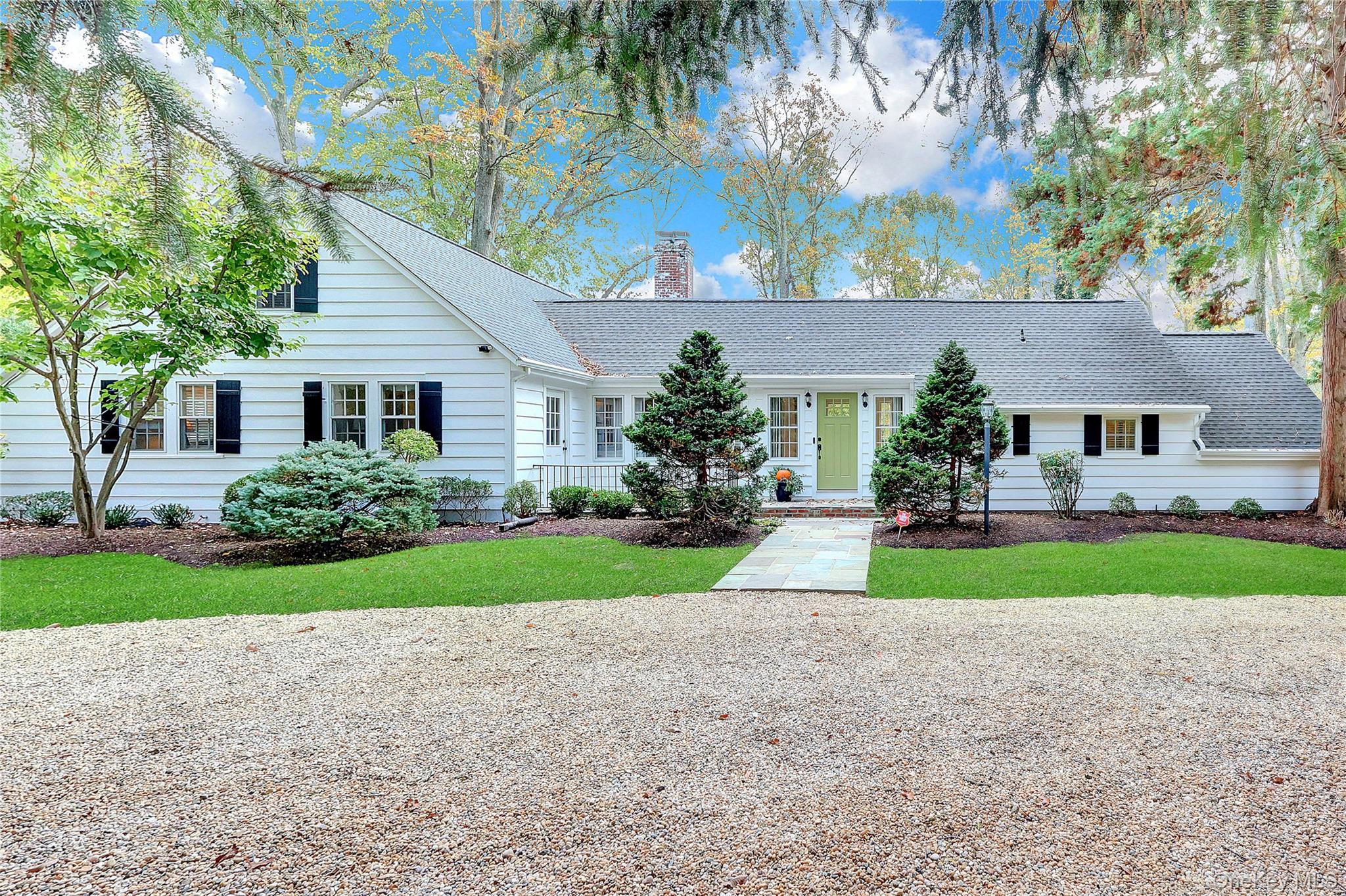 #2 photo, 14 Highwood Road, Setauket , NY 11733