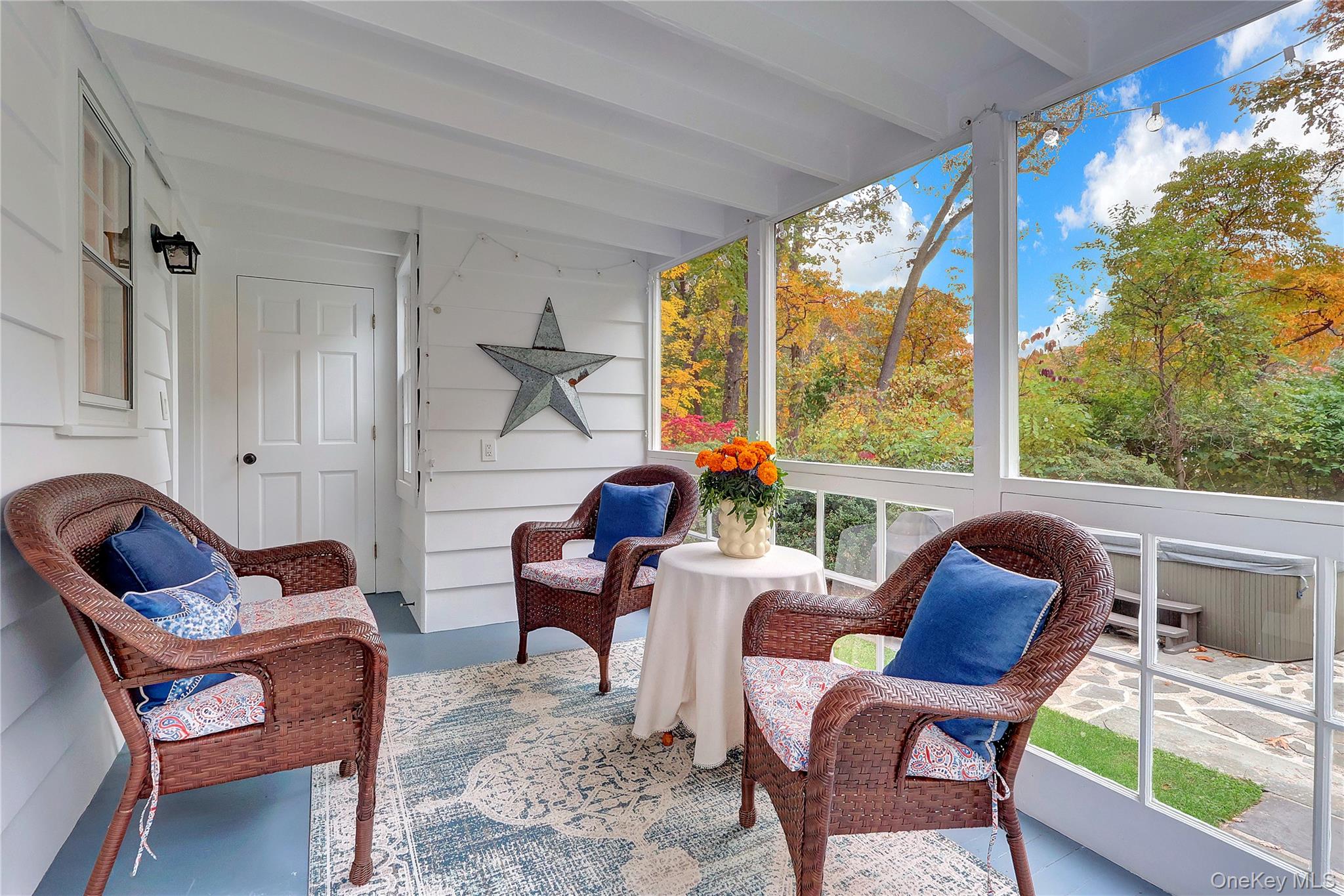 #9 photo, 14 Highwood Road, Setauket , NY 11733