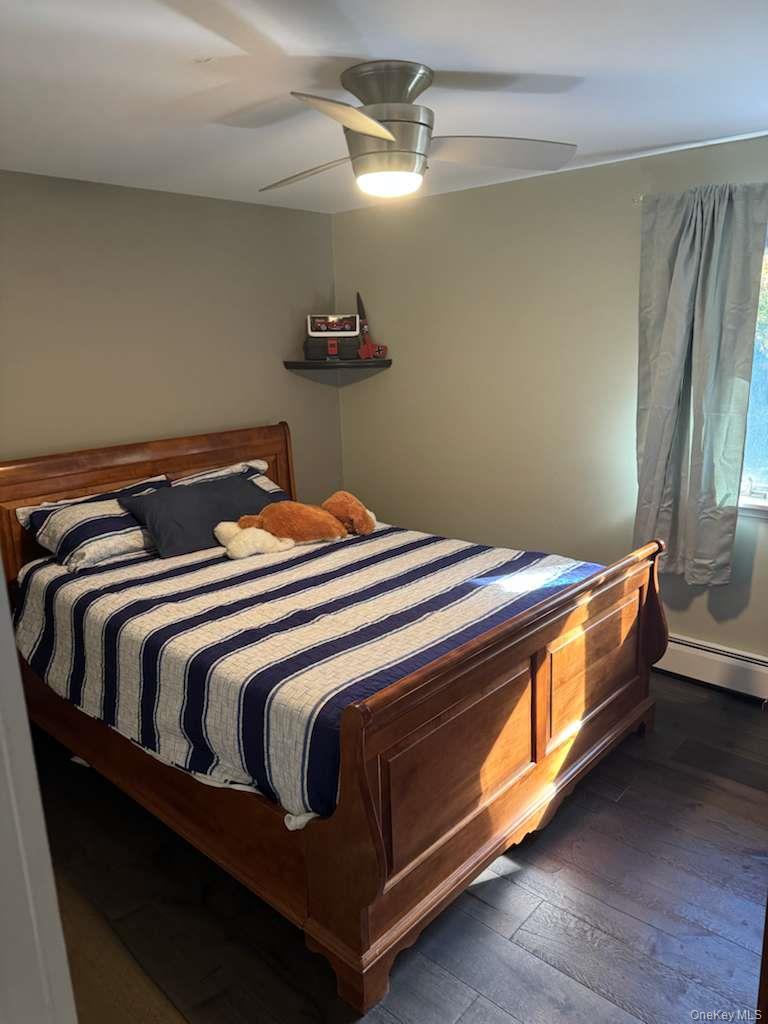 #20 photo, 14 Beverly Court, Moriches , NY 11955