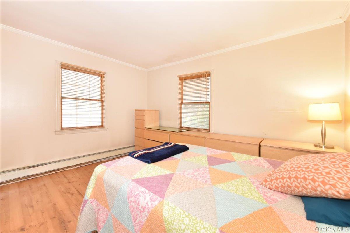 #12 photo, 86 Cleveland Avenue, Massapequa , NY 11758