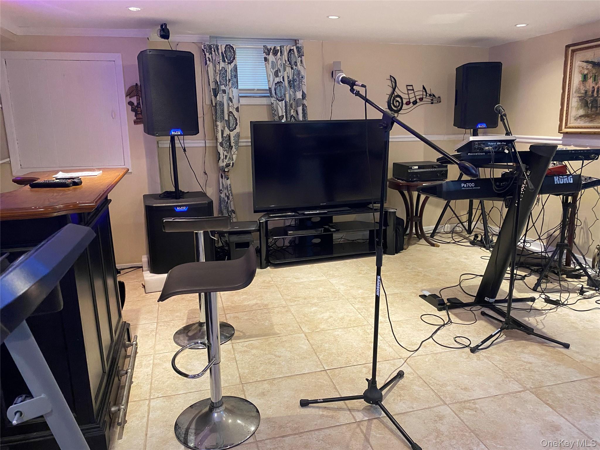 #6 photo, 192 Beech Street, Valley Stream , NY 11580