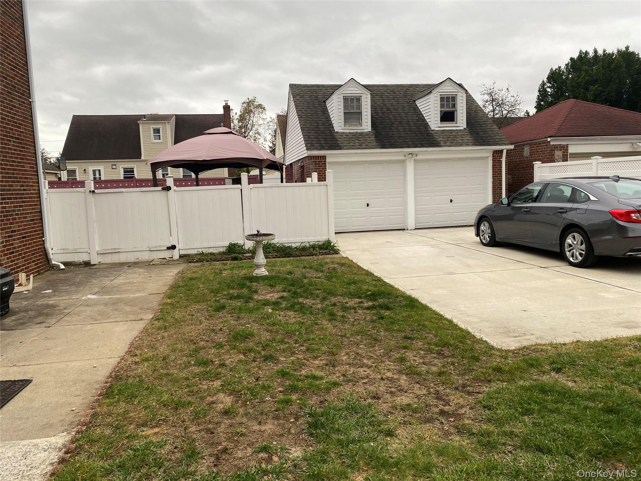 #7 photo, 192 Beech Street, Valley Stream , NY 11580