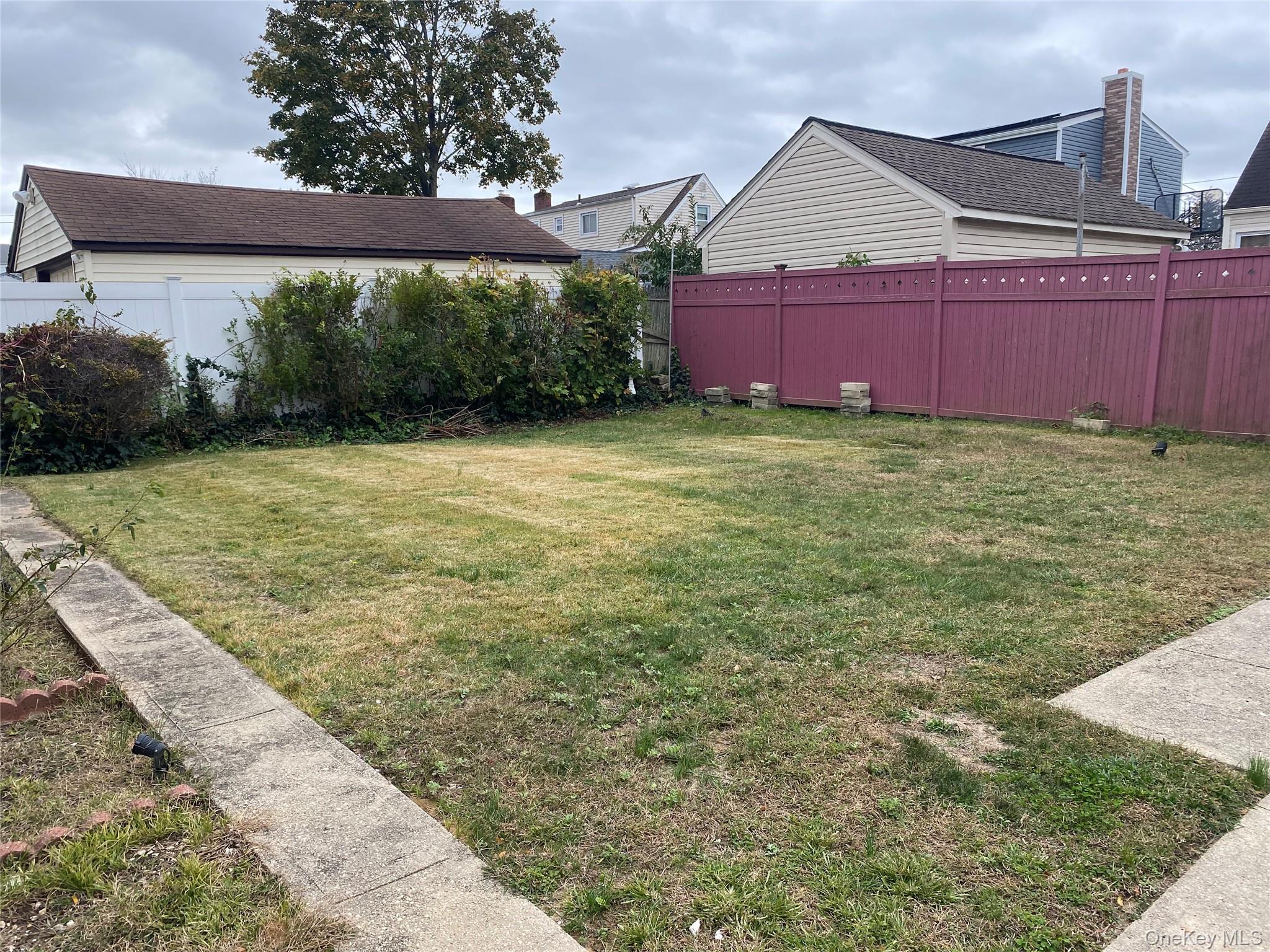 #8 photo, 192 Beech Street, Valley Stream , NY 11580