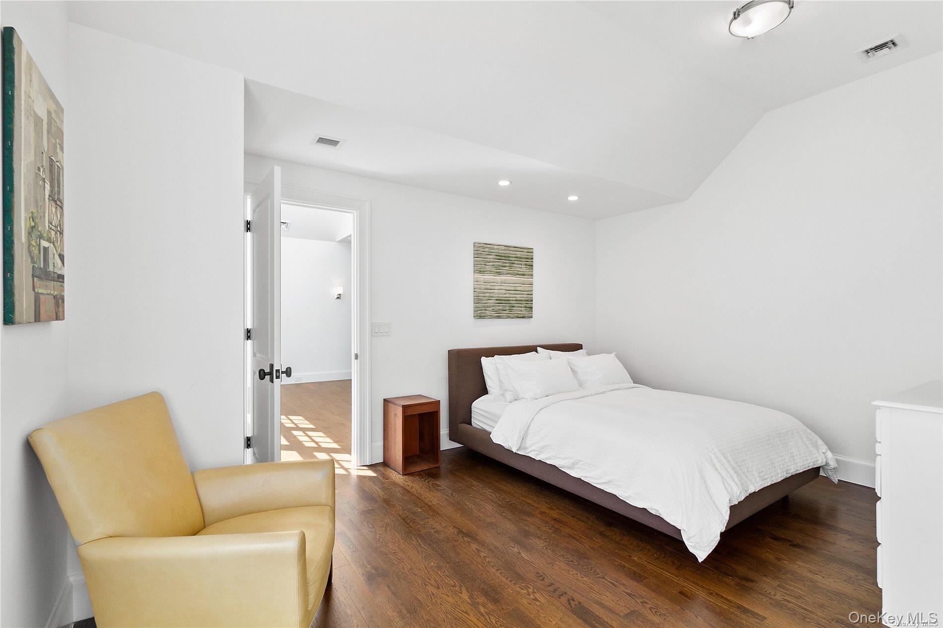 #12 photo, 94 Griffing Avenue, Westhampton Beach , NY 11978