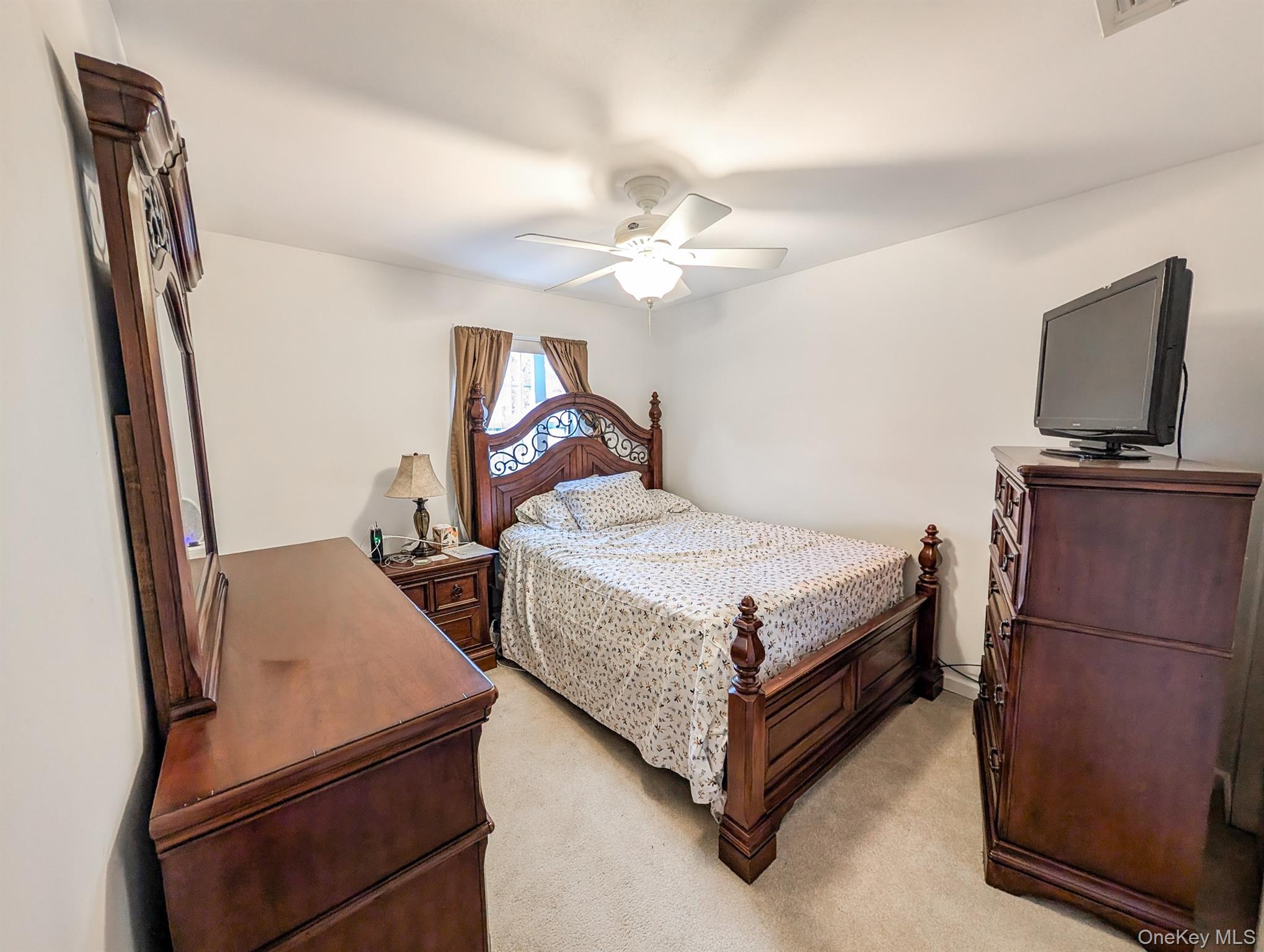 #15 photo, 73 Chardonnay Drive, Coram , NY 11727