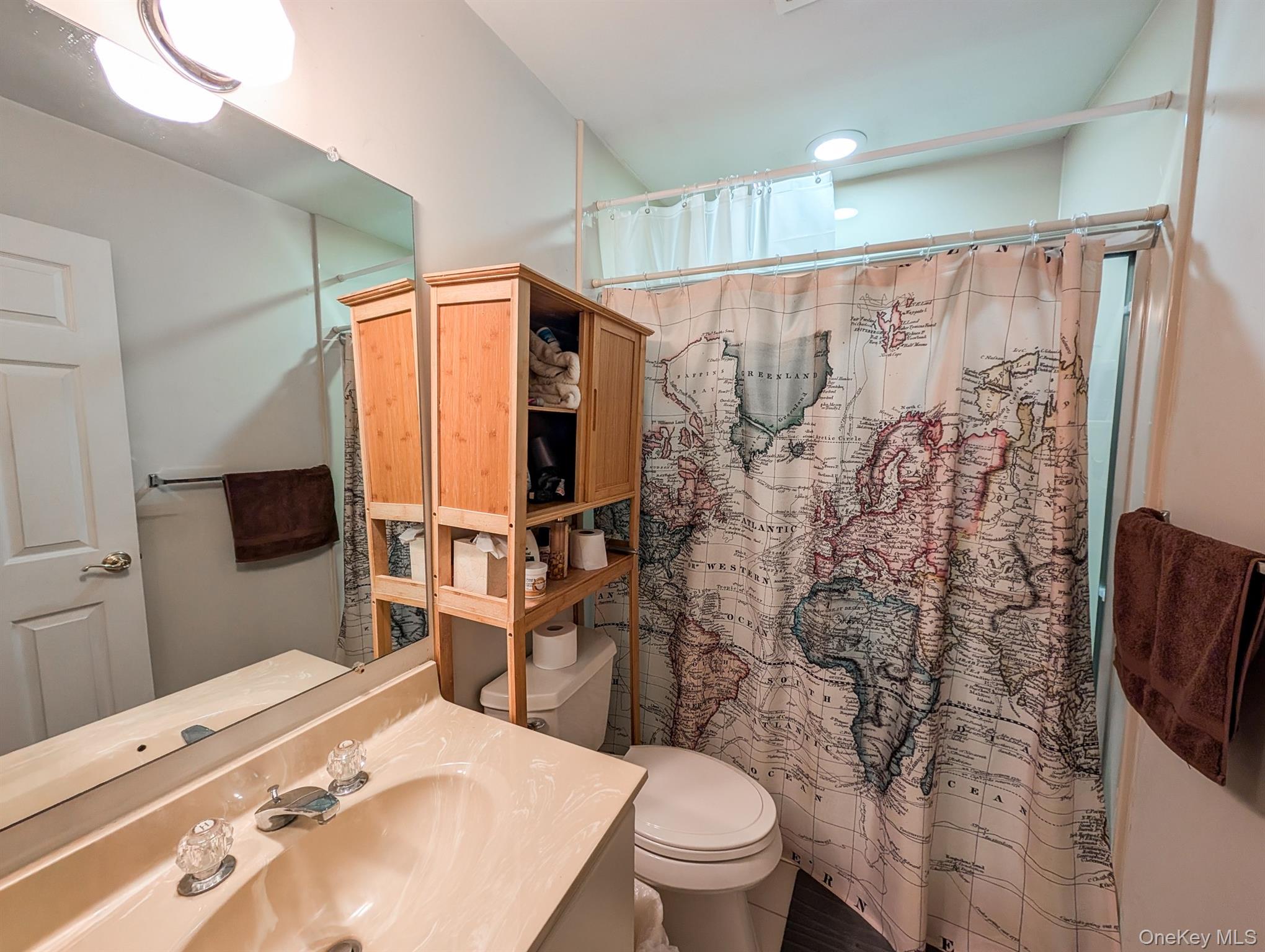 #17 photo, 73 Chardonnay Drive, Coram , NY 11727