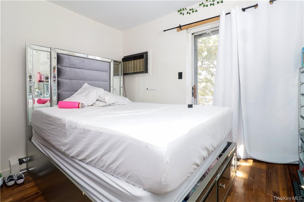 #18 photo, 923 E 85th Street, Brooklyn , NY 11236