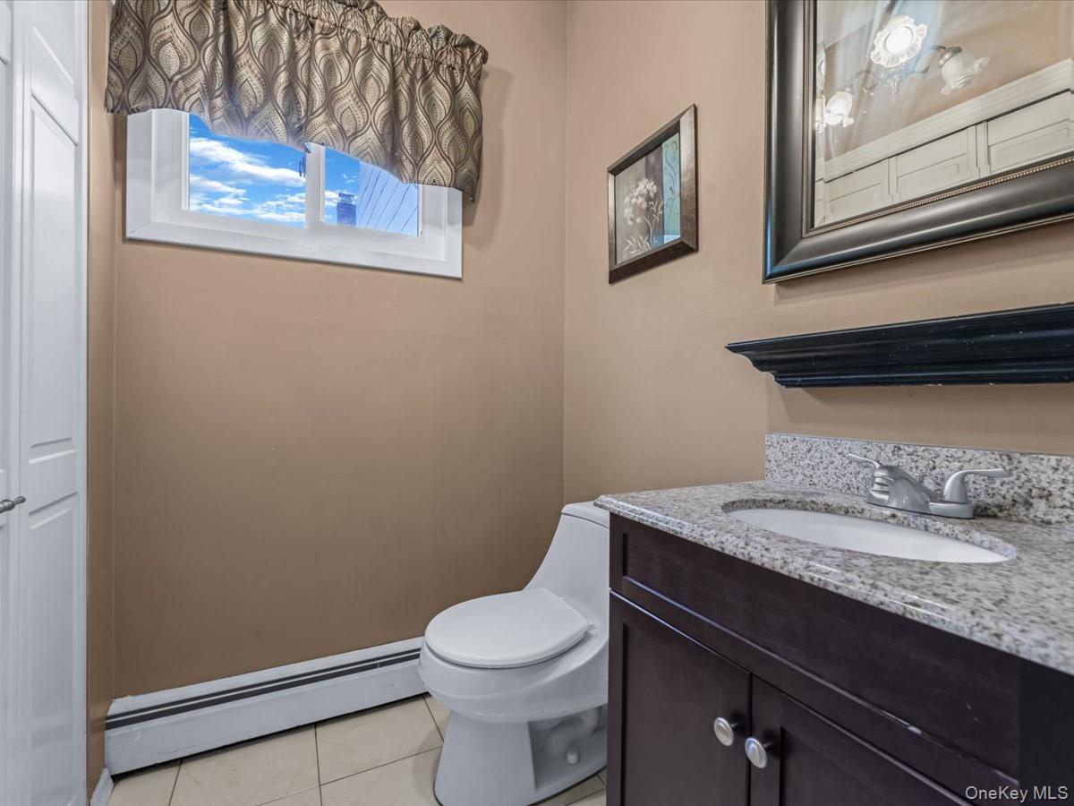 #16 photo, 23 Paul Court, North Babylon , NY 11703