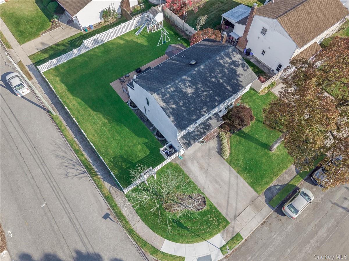 #2 photo, 23 Paul Court, North Babylon , NY 11703