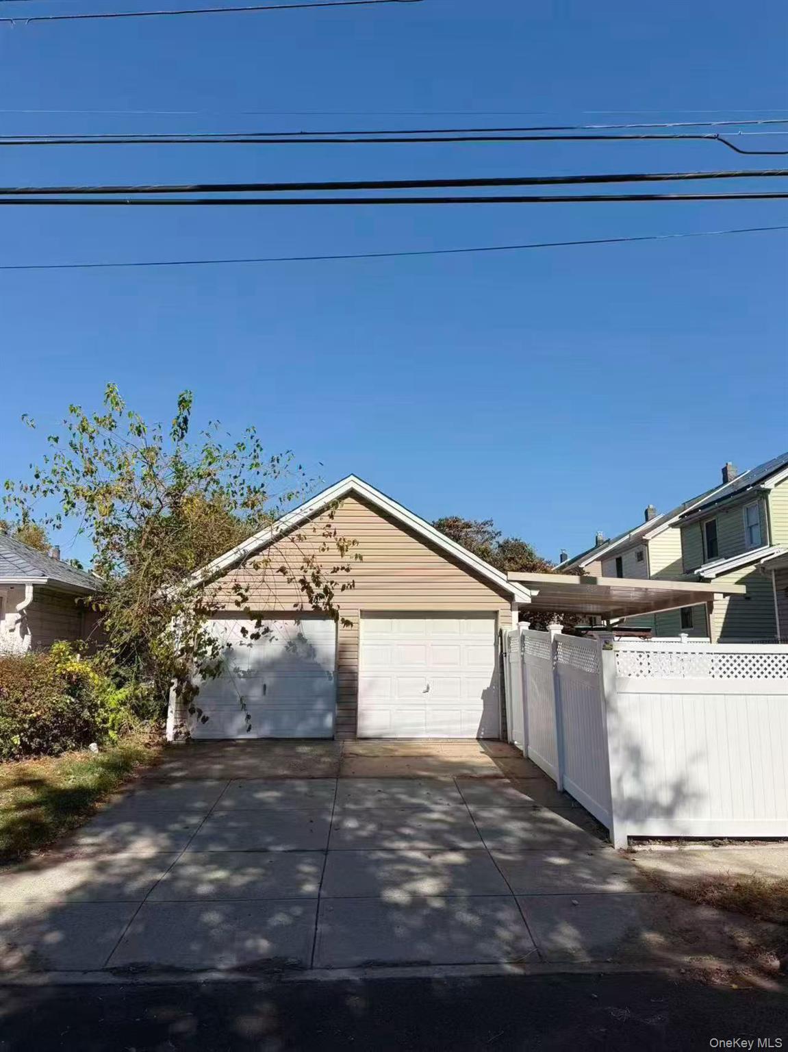 #5 photo, 8860 240th Street, Bellerose , NY 11426