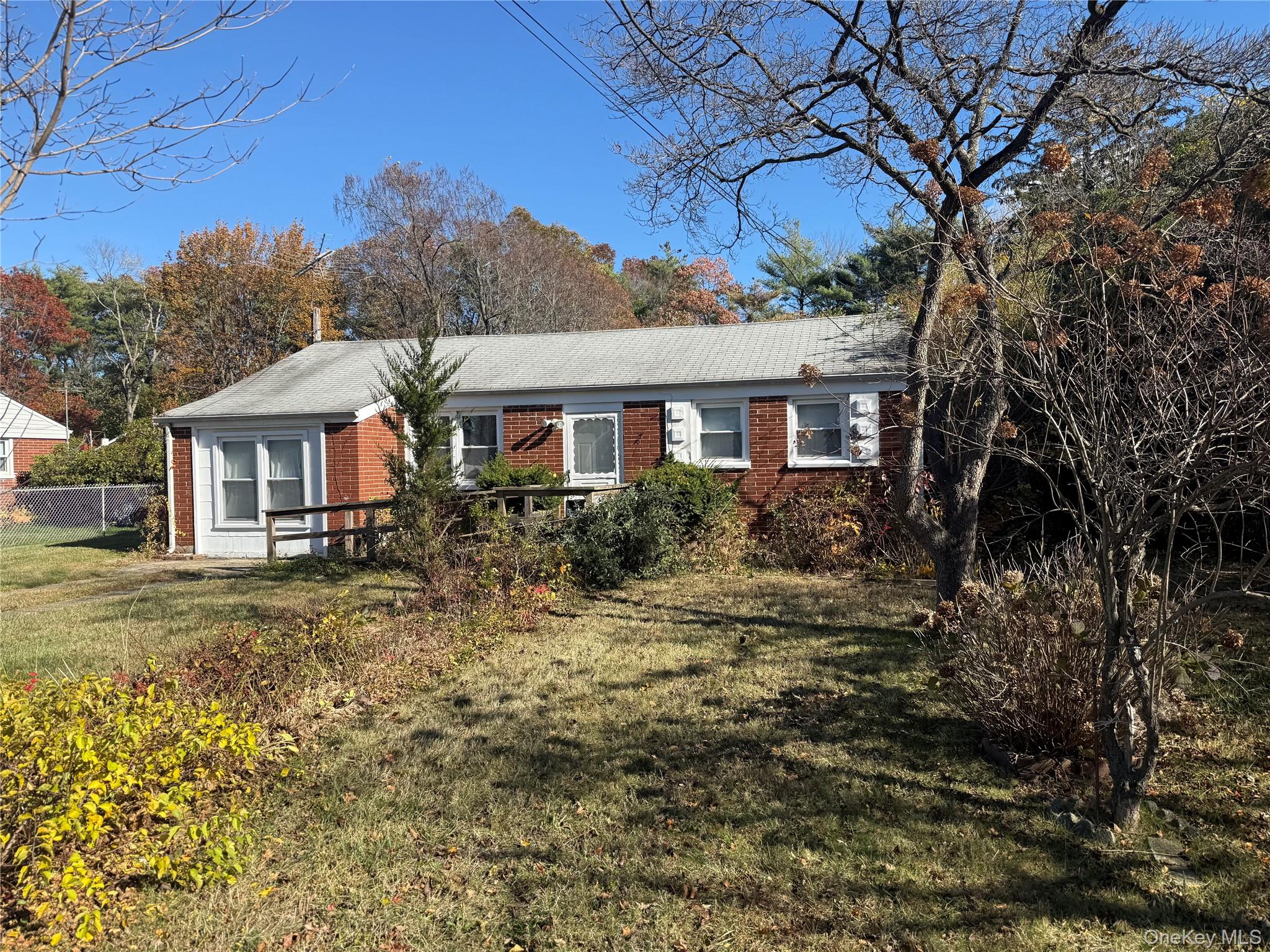 #3 photo, 1663 N Thompson Drive, Bay Shore , NY 11706