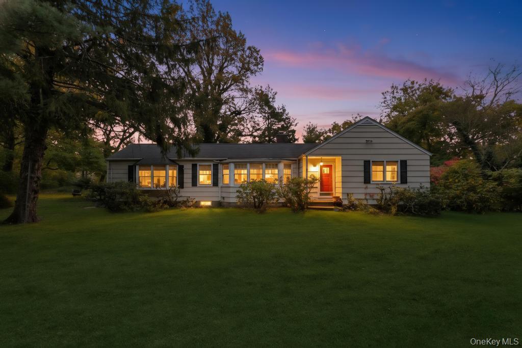 #1 photo, 89 Van Brunt Manor Road, Brookhaven , NY 11733