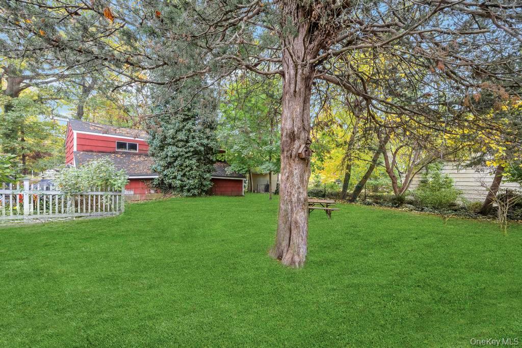 #11 photo, 89 Van Brunt Manor Road, Brookhaven , NY 11733