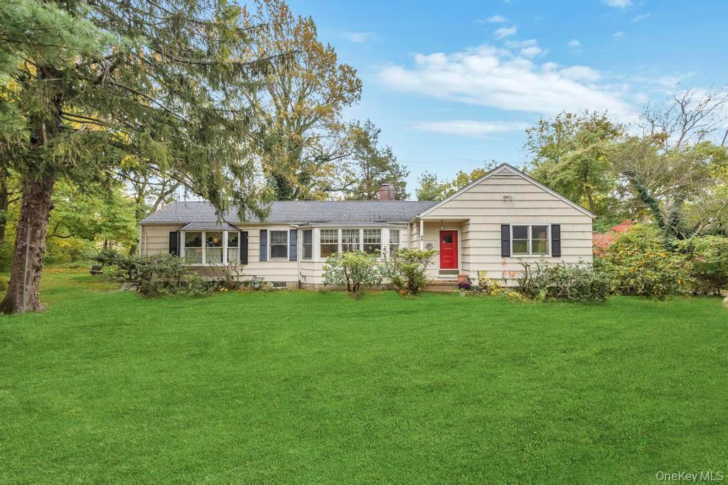 #2 photo, 89 Van Brunt Manor Road, Brookhaven , NY 11733