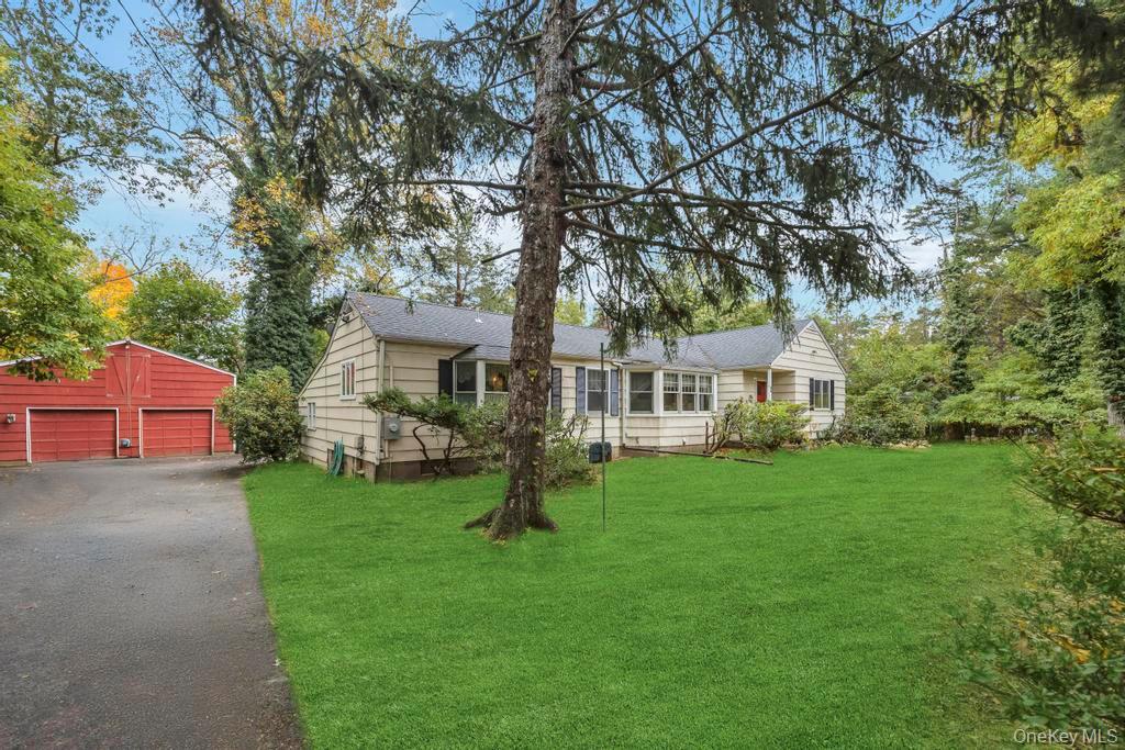 #9 photo, 89 Van Brunt Manor Road, Brookhaven , NY 11733