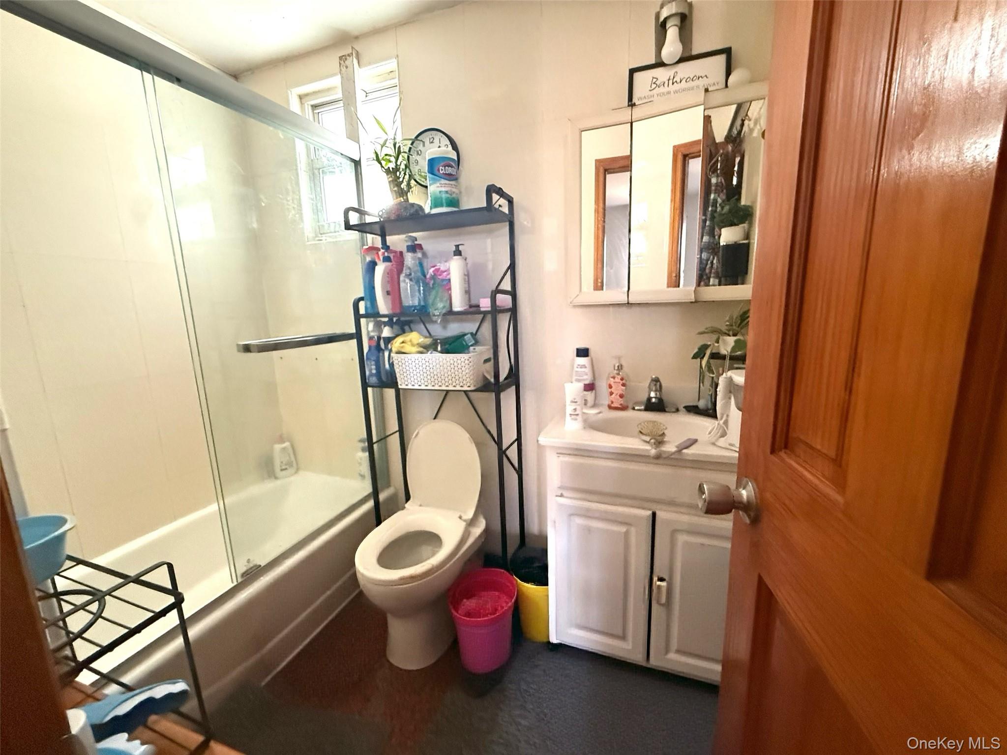 #7 photo, 9052 52nd Avenue, Elmhurst , NY 11373