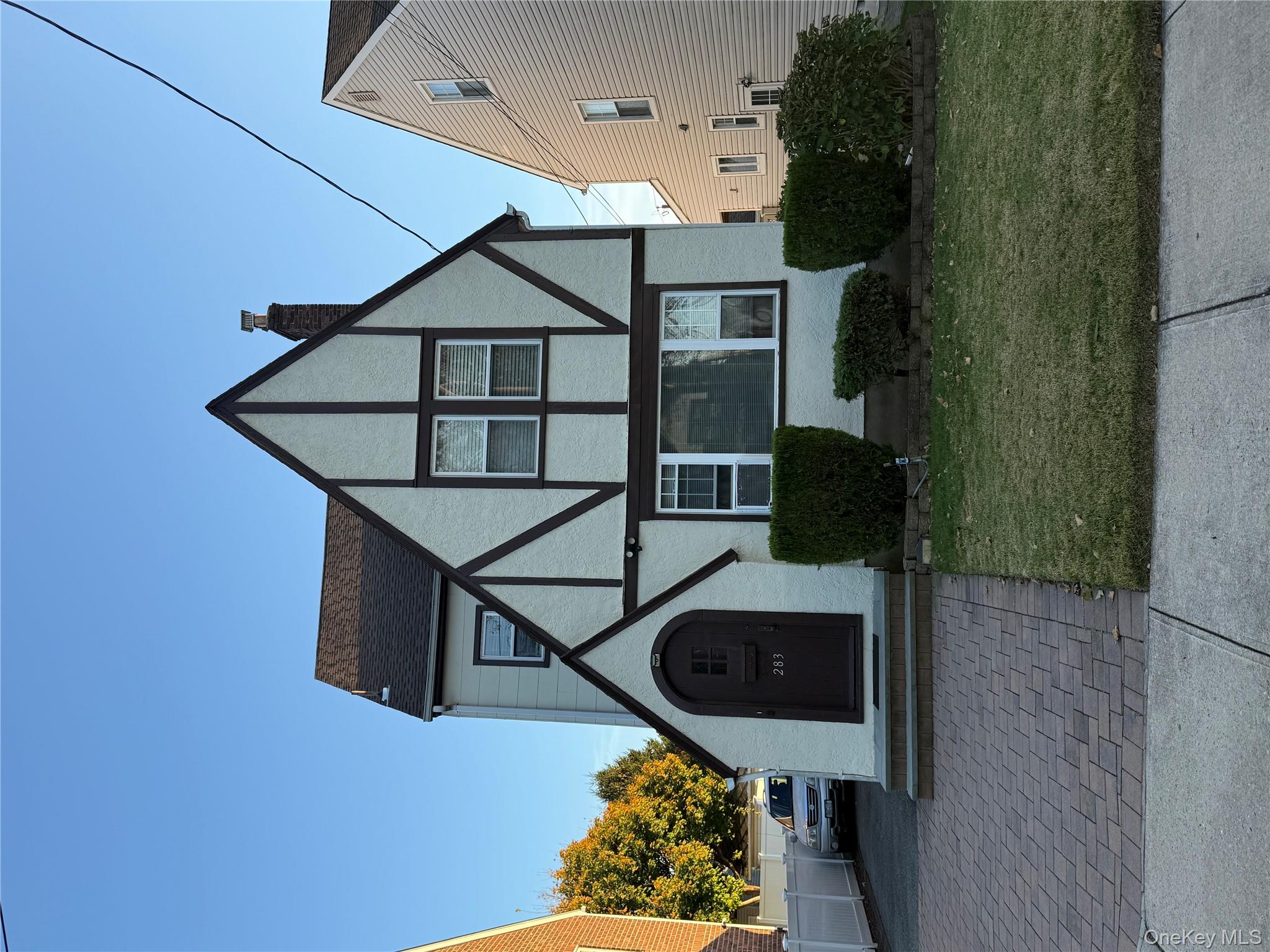 #1 photo, 283 Houston Avenue, Mineola , NY 11501