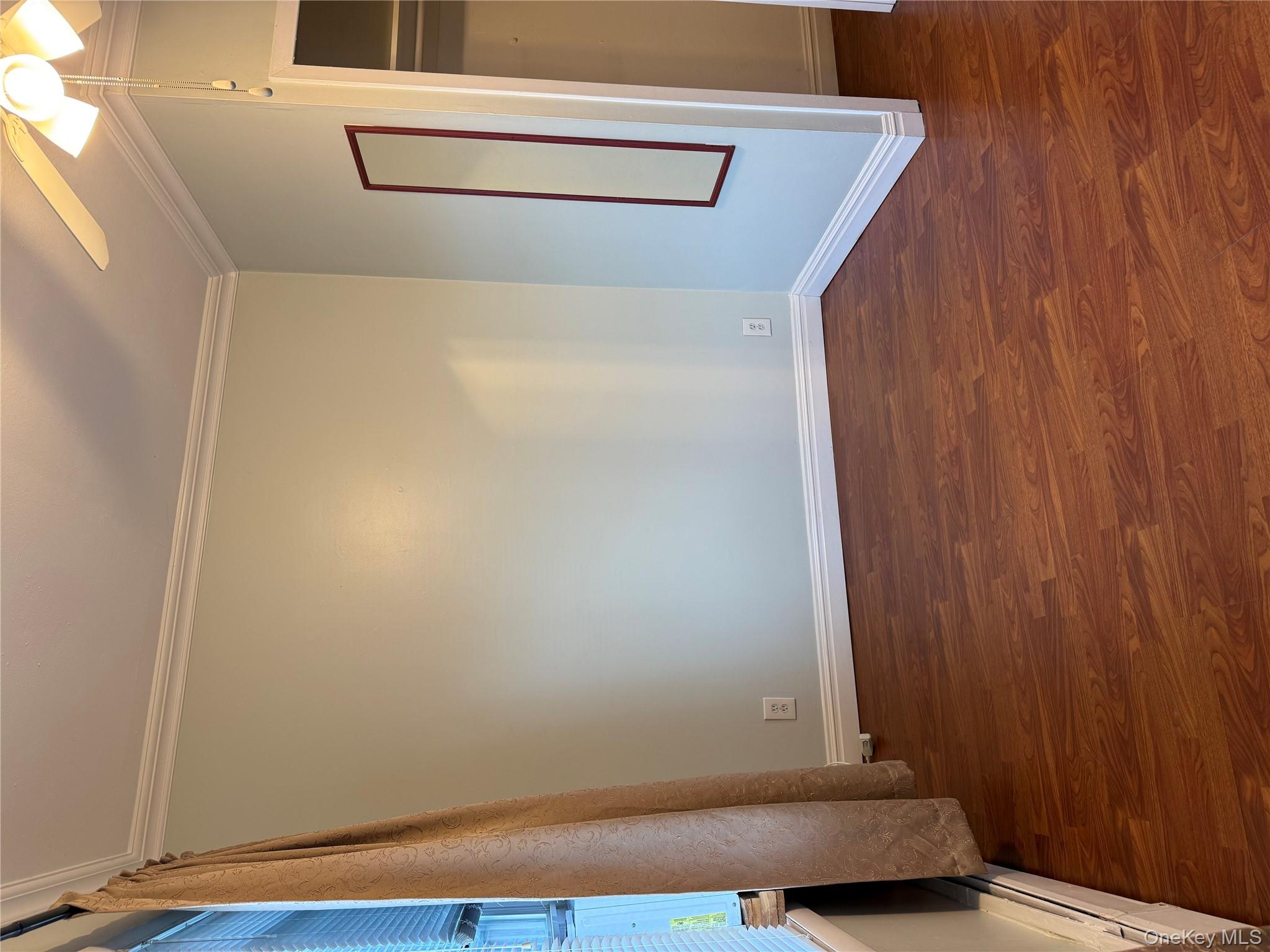 #5 photo, 283 Houston Avenue, Mineola , NY 11501