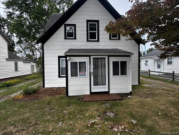 #1 photo, 1027 West Street, Riverhead , NY 11901