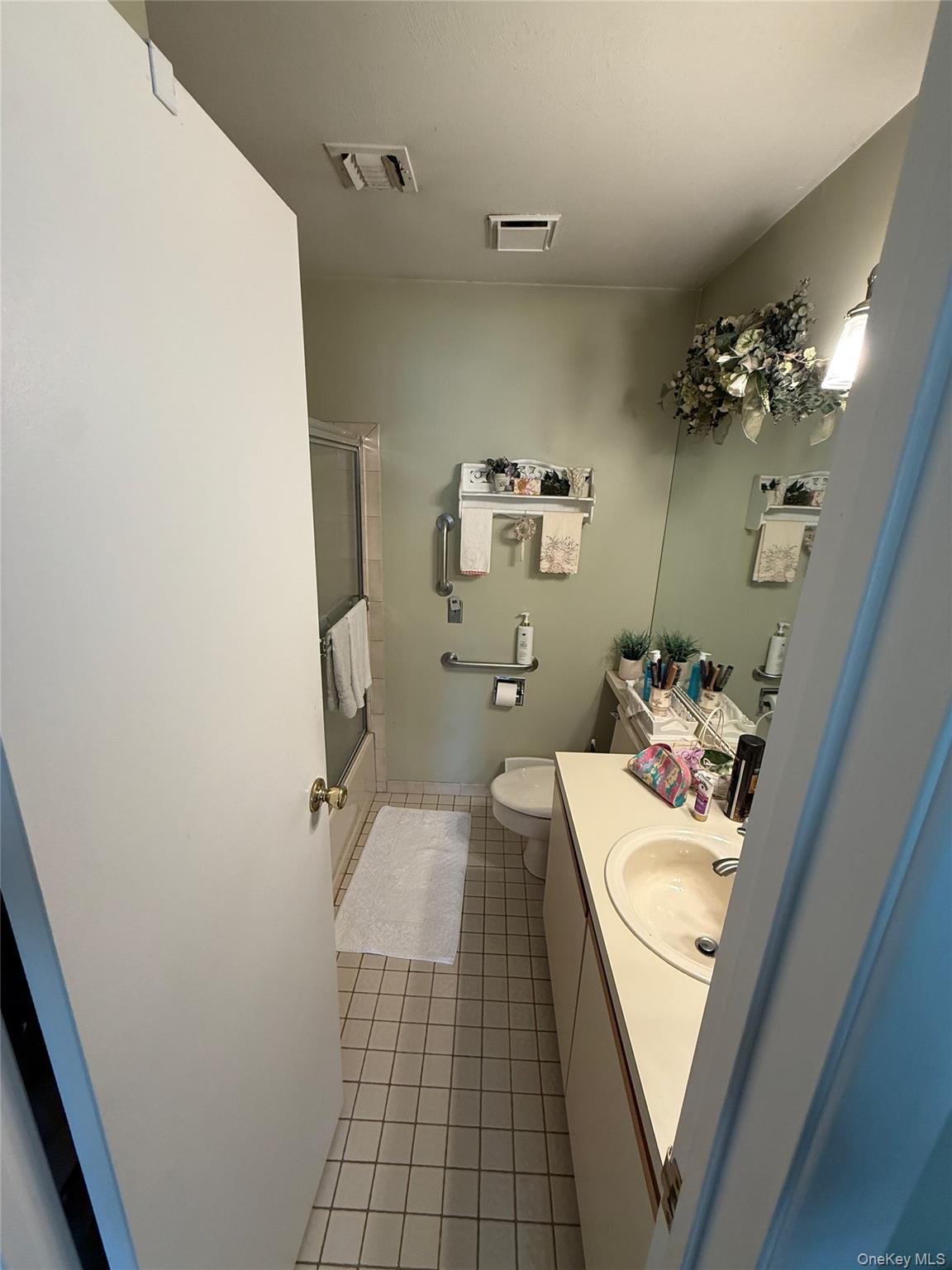 #10 photo, 118 Clubhouse, Copiague , NY 11726