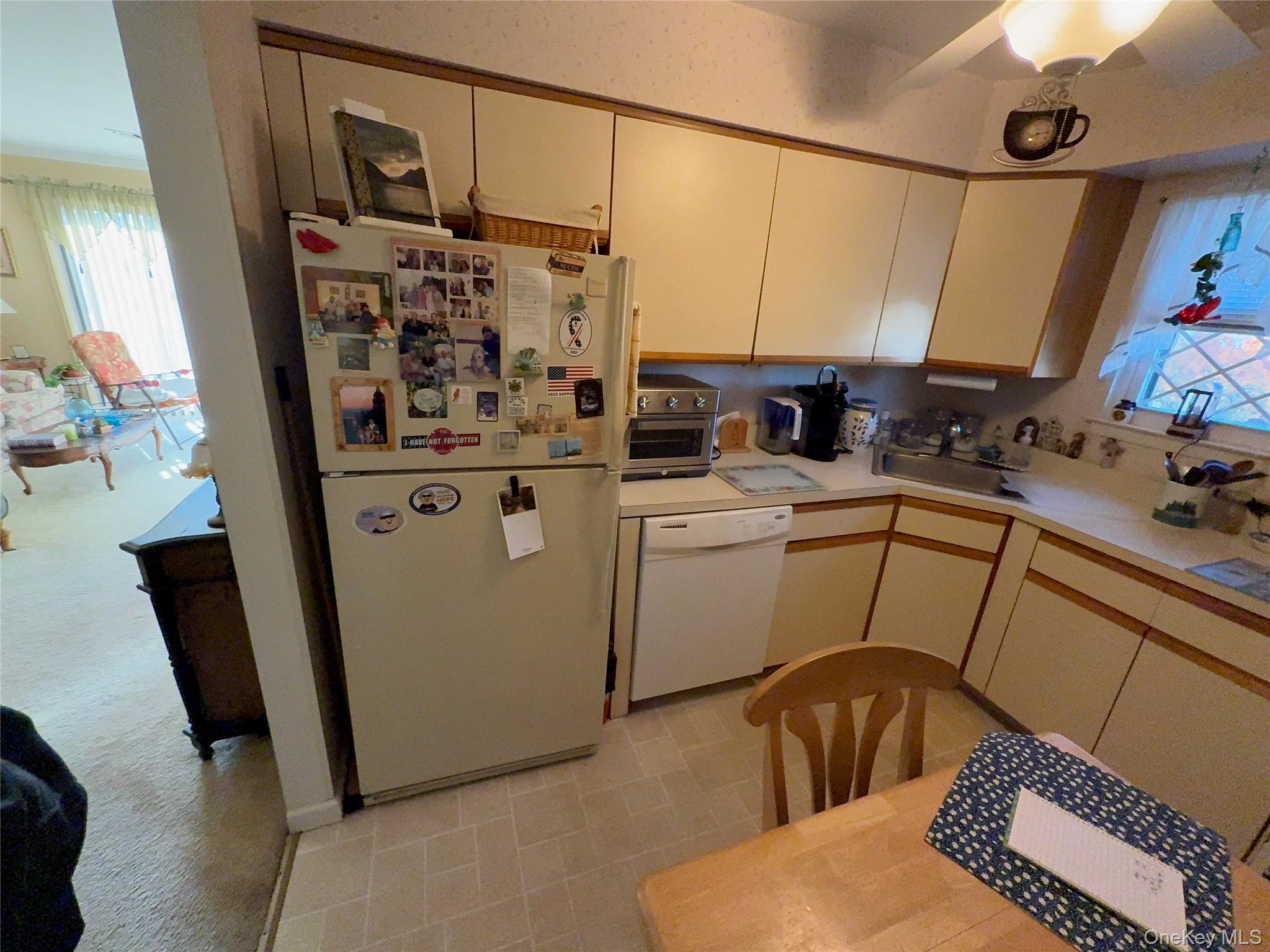 #16 photo, 118 Clubhouse, Copiague , NY 11726