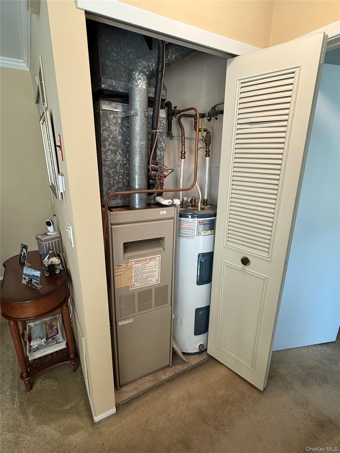 #6 photo, 118 Clubhouse, Copiague , NY 11726