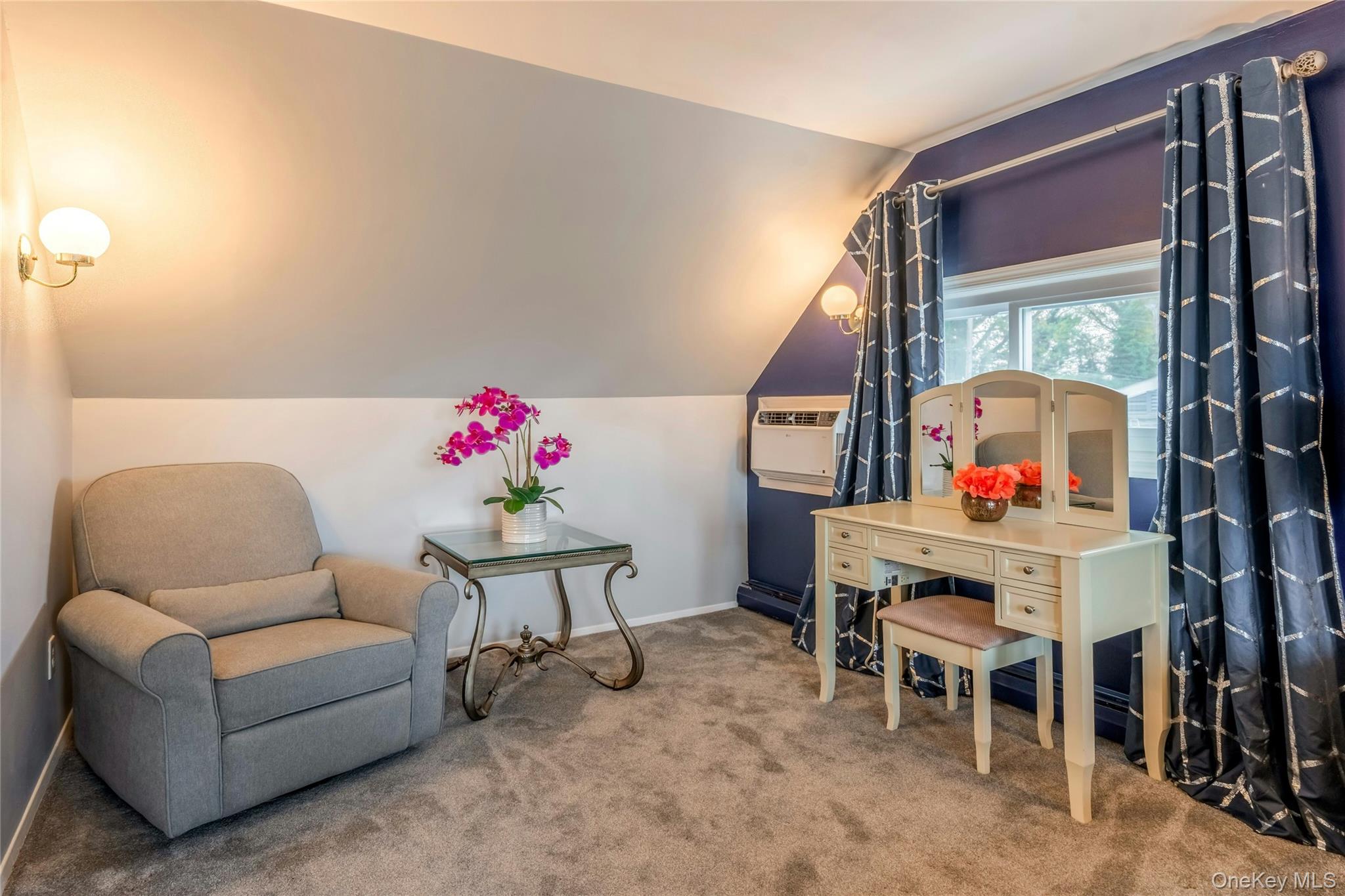 #15 photo, 200 Willowood Drive, Wantagh , NY 11793