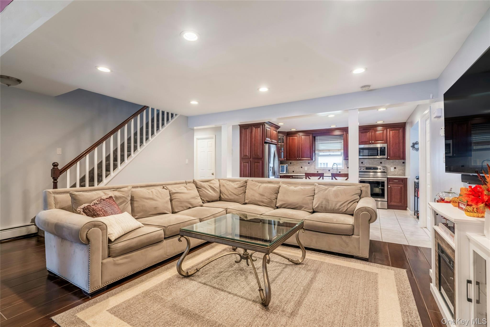 #8 photo, 200 Willowood Drive, Wantagh , NY 11793