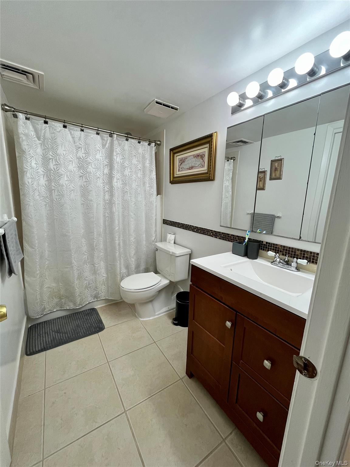 #10 photo, 512 115th Street, College Point , NY 11356