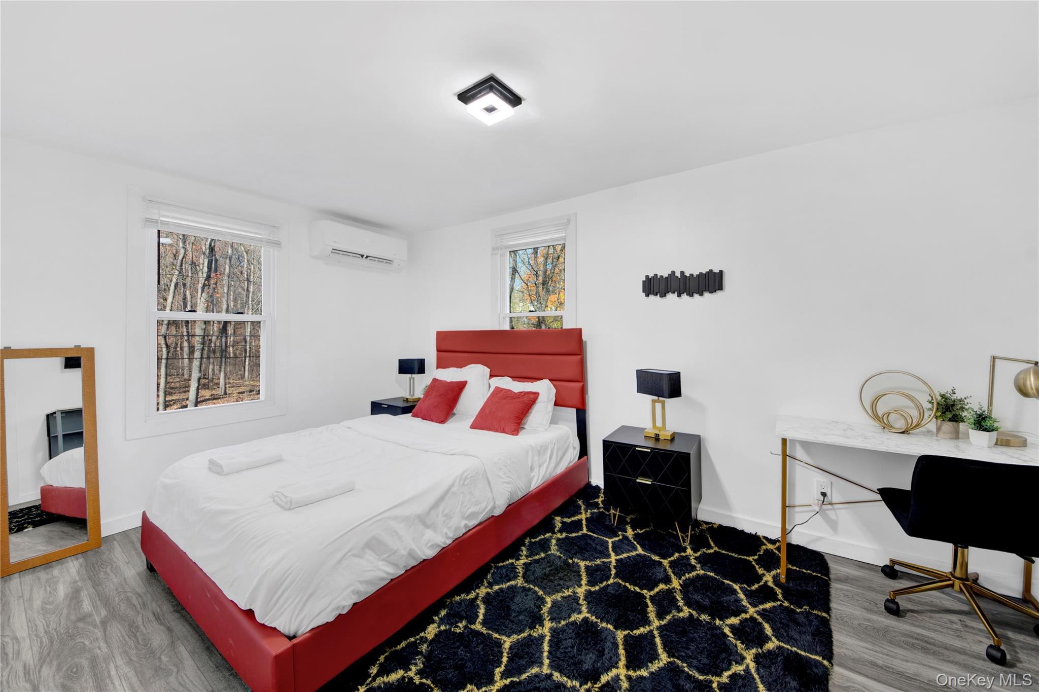 #18 photo, 350 Old Post Road, Marlboro , NY 12542