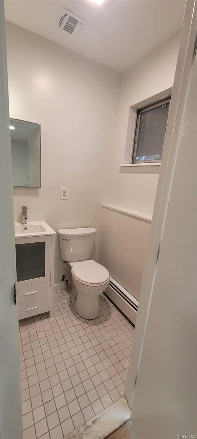 #15 photo, 52 Surrey Road, Chester , NY 10918