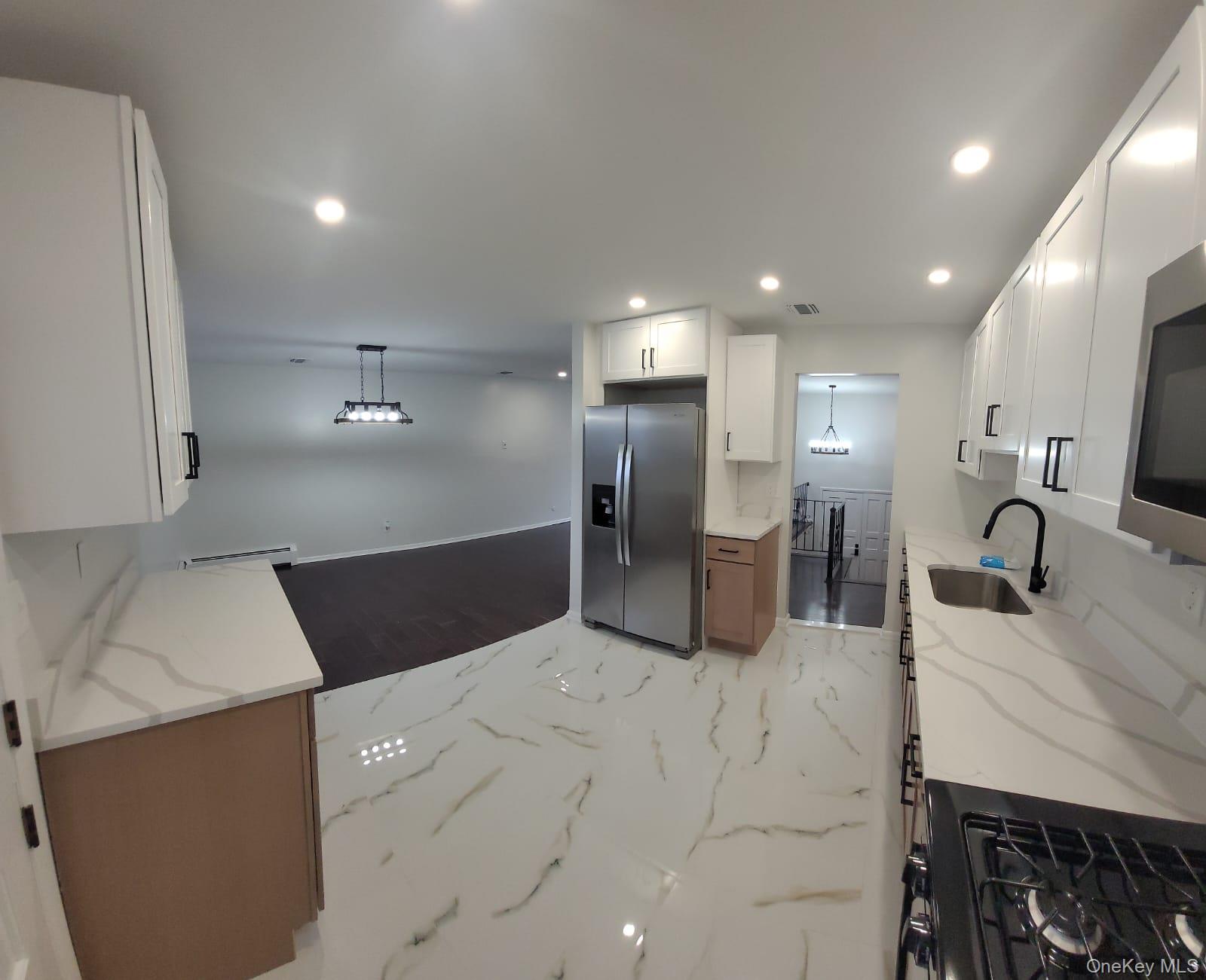 #6 photo, 52 Surrey Road, Chester , NY 10918