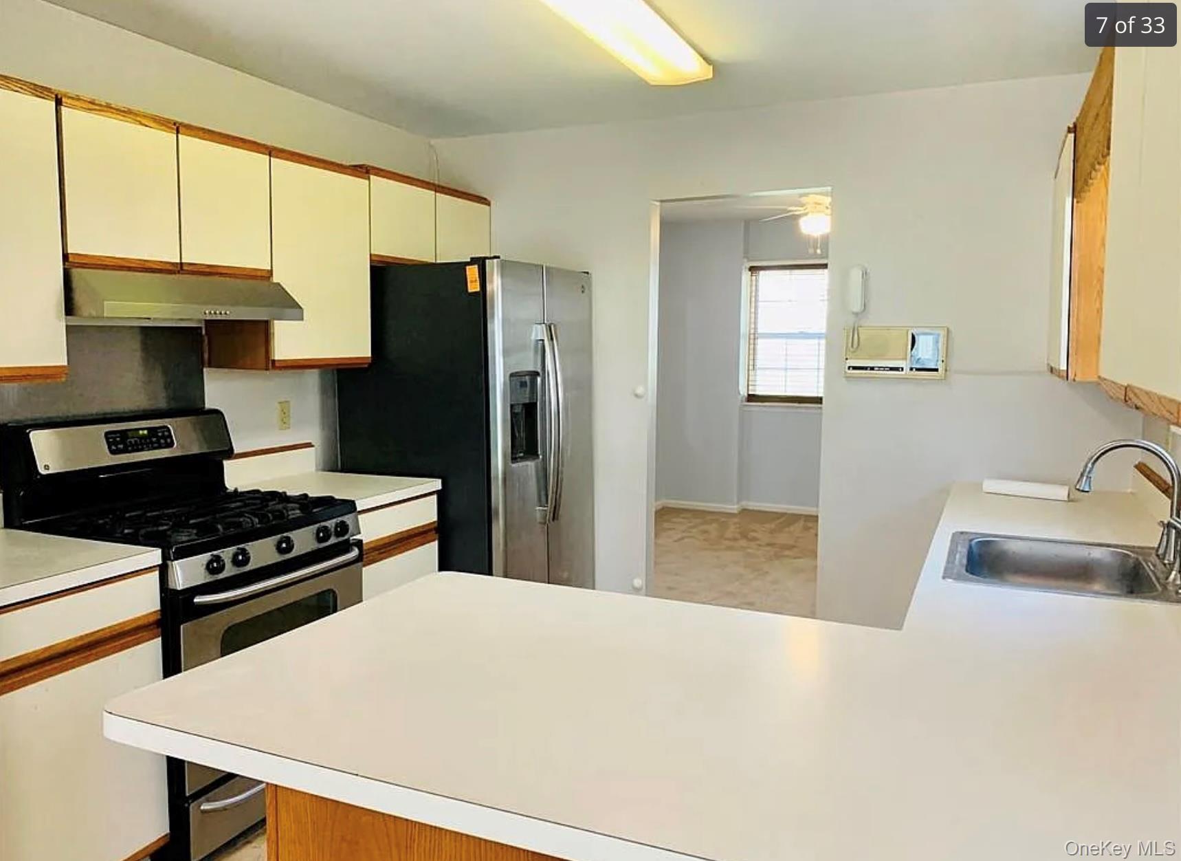 #8 photo, 25 Woodlake Drive, Middletown , NY 10940