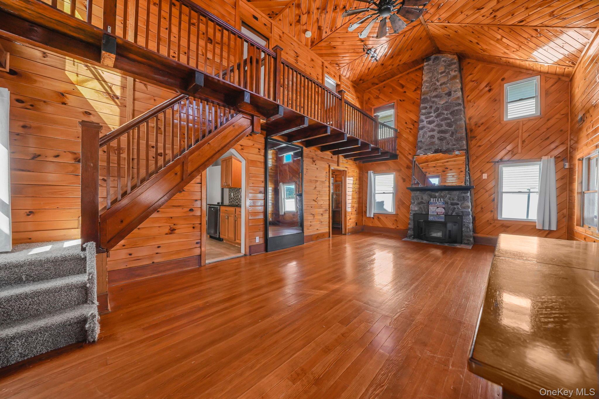 #14 photo, 416 Jersey Avenue, Greenwood Lake , NY 10925